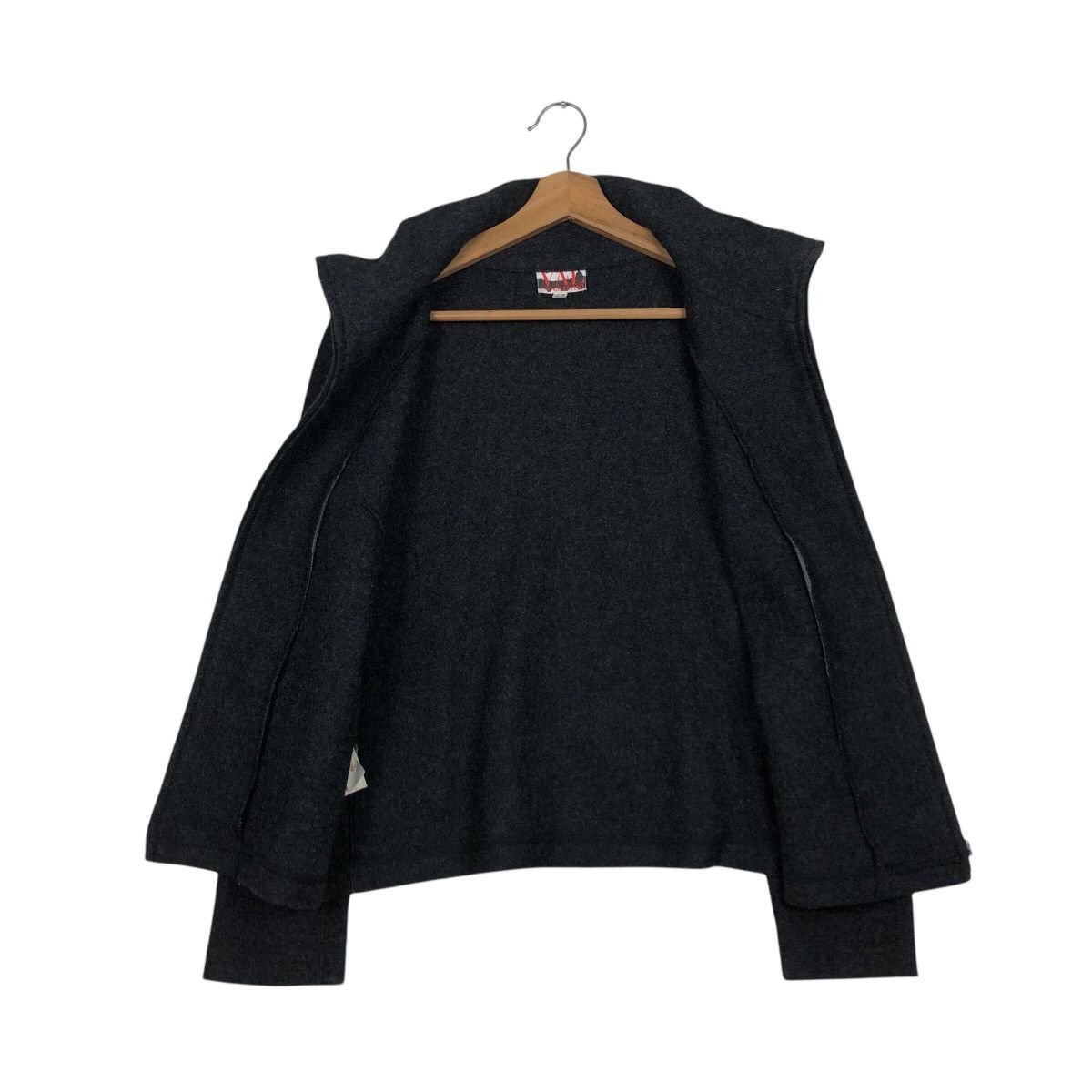 Vintage 📌Vintage Wool Zipper Cropped Jacket Valentino Size US M / EU 48-50 / 2 - 14 Thumbnail