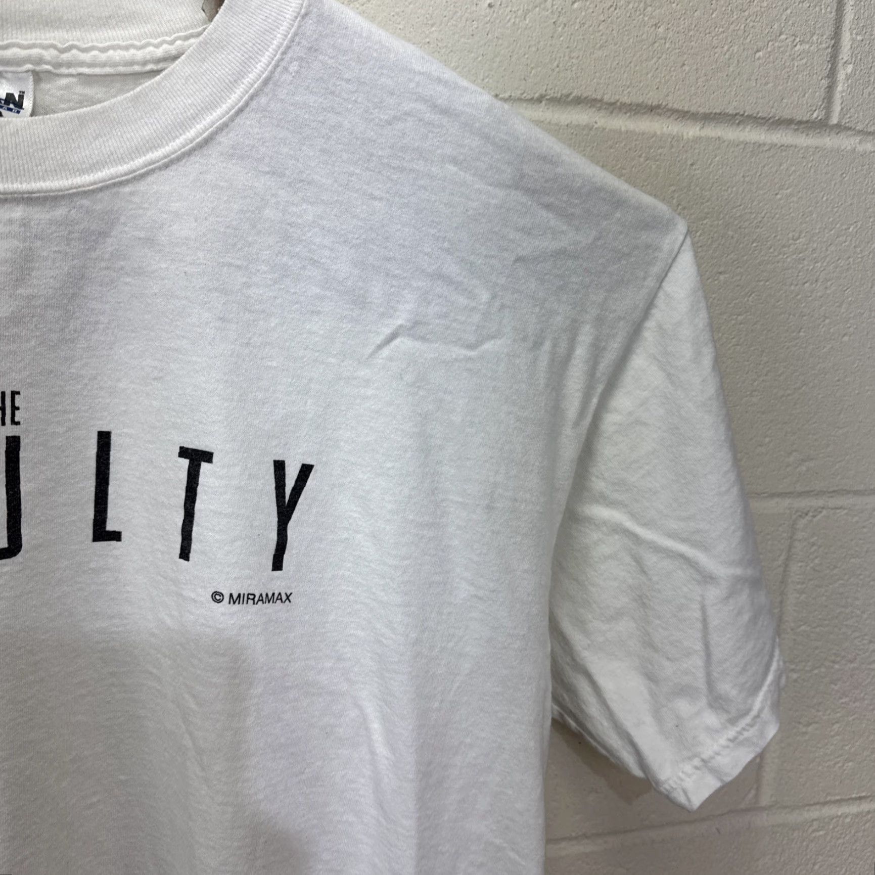 Gildan VINTAGE The Faculty Movie Promo Shirt XL White Knit Crew Neck Unisex Adults 90s Horror Limited Edition Fans Size US XL / EU 56 / 4 - 6 Thumbnail