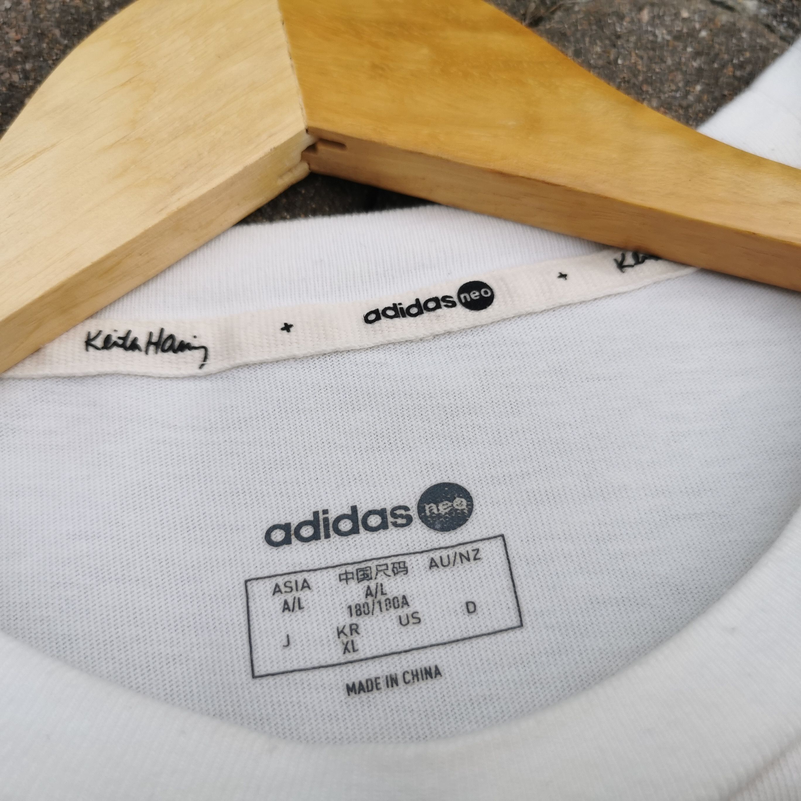 Adidas × Keith Haring Adidas Neo x Keith Haring Art T-shirt Size US L / EU 52-54 / 3 - 7 Thumbnail
