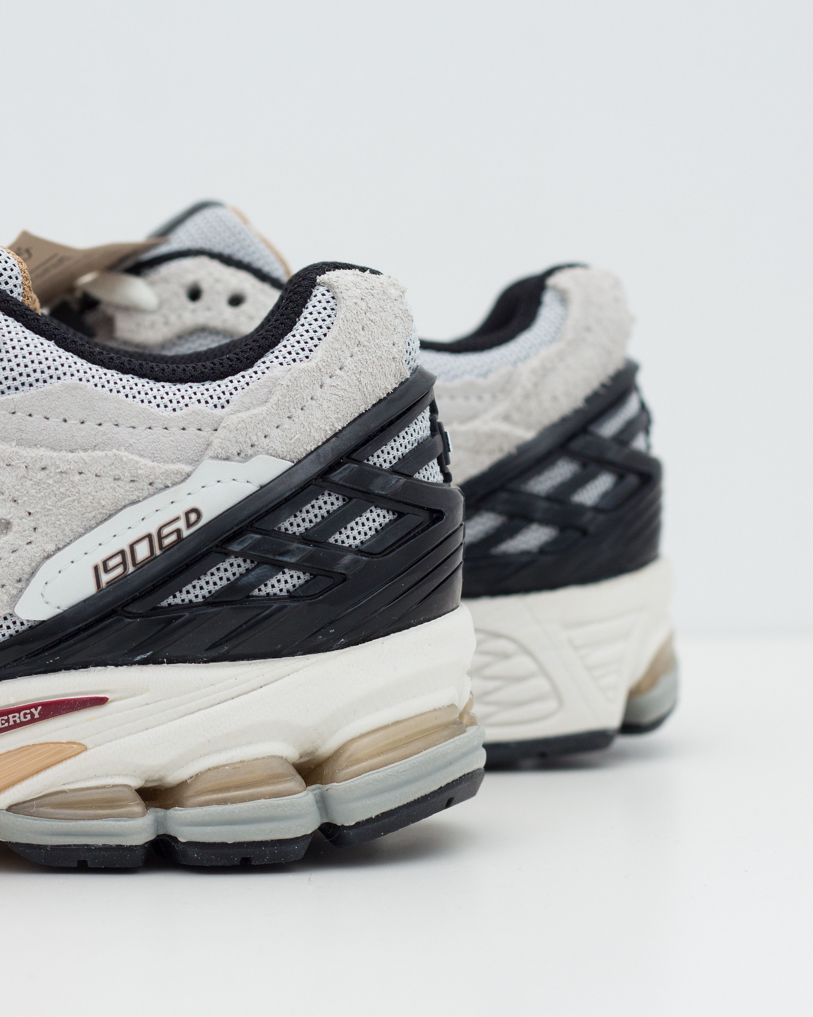 New Balance 1906D Protection Pack Reflection Size US 6.5 / EU 39-40 - 5 Thumbnail
