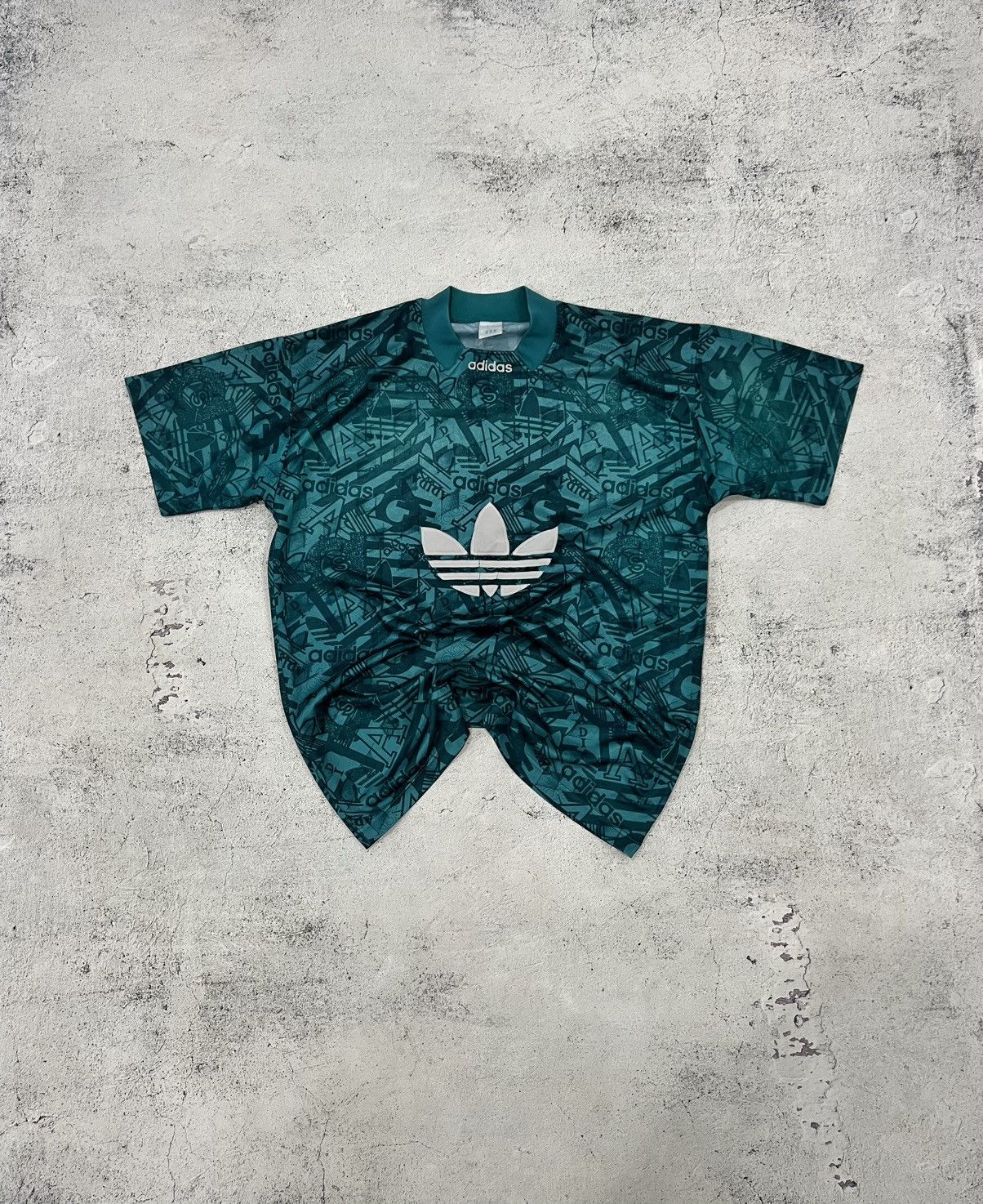 Adidas × Vintage 🩸RARE🩸Adidas Y2K Vintage Big Logo T shirt Size US L / EU 52-54 / 3 - 1 Thumbnail