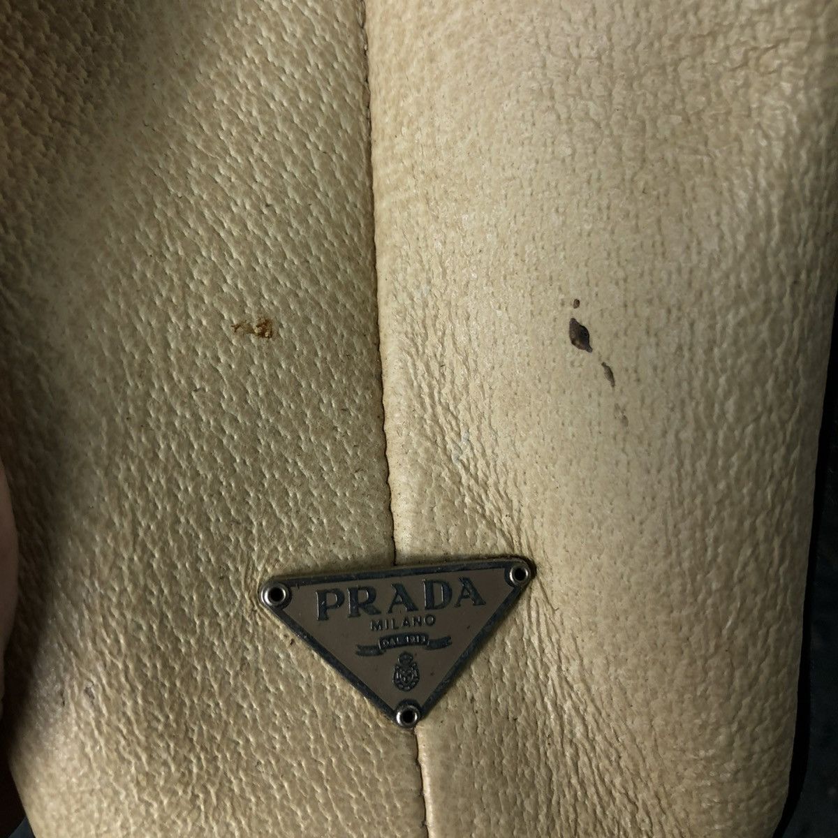 Prada 🔥VINTAGE HAND BAG PIG SKINS LEATHER PRADA MADE IN ITALY Size ONE SIZE - 23 Thumbnail