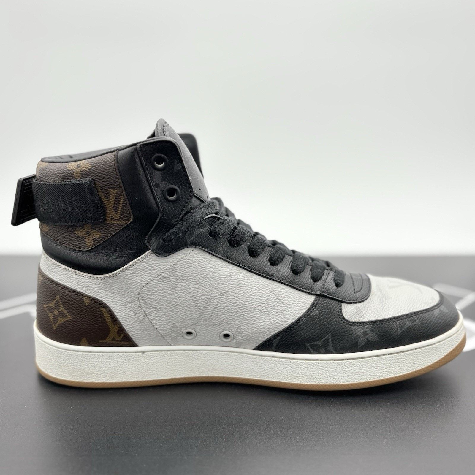 Louis Vuitton Louis Vuitton Eclipse Rivoli ' Tri Color ' | GOOD CONDITION Size US 9.5 / EU 42-43 - 10 Thumbnail