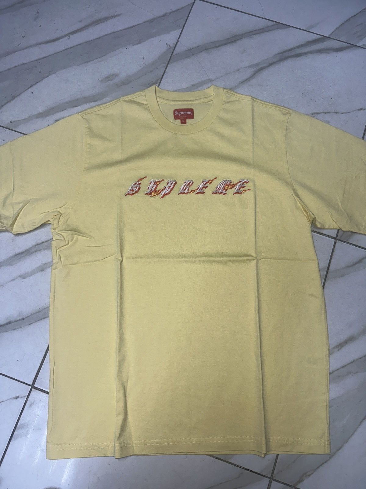 Supreme Supreme Flames Short-sleeve Top (pale yellow) Size US M / EU 48-50 / 2 - 2 Thumbnail