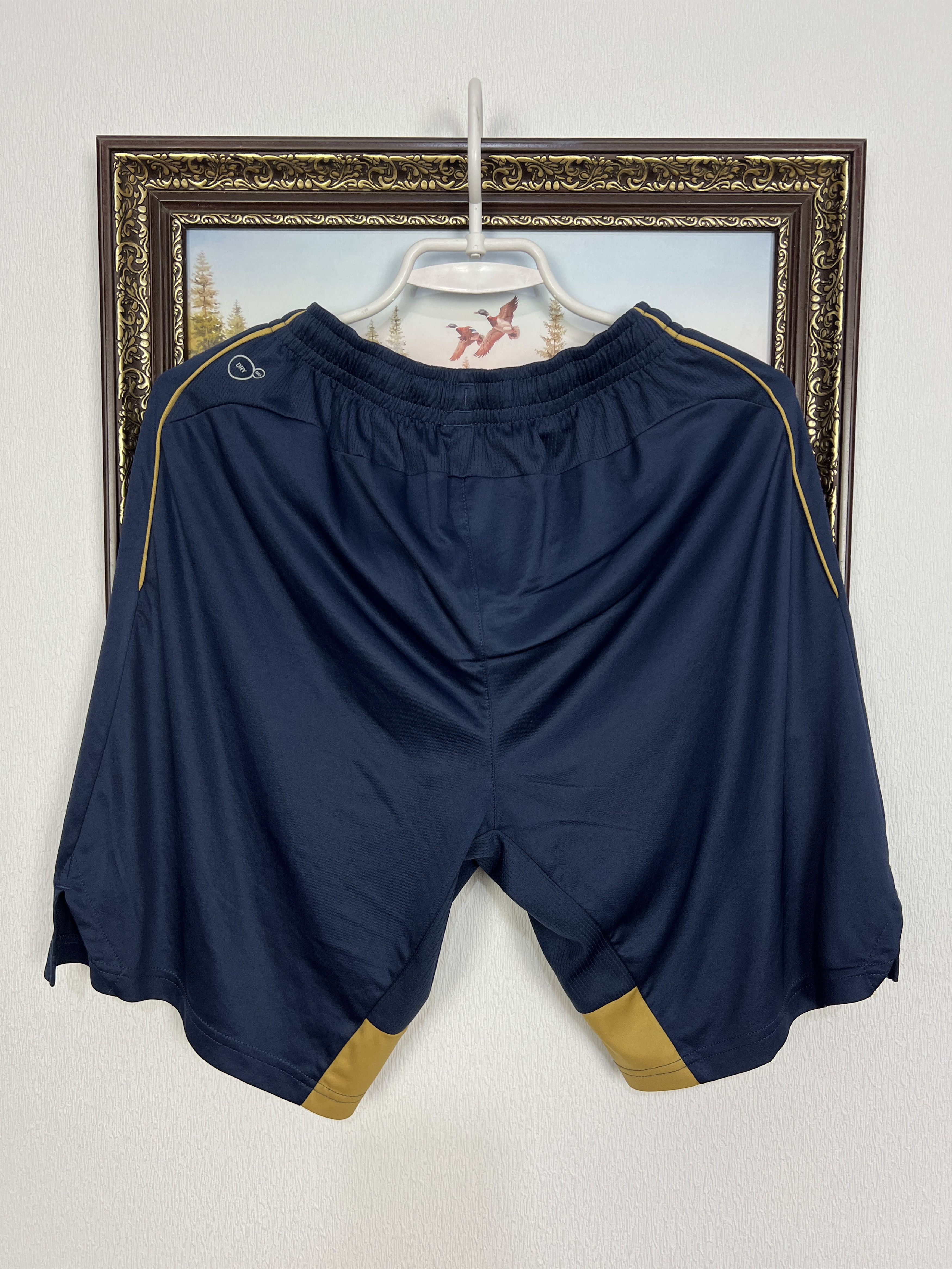 Puma Puma Arsenal Football Shorts Soccer Gunners Athletic Rare Size US 32 / EU 48 - 8 Thumbnail