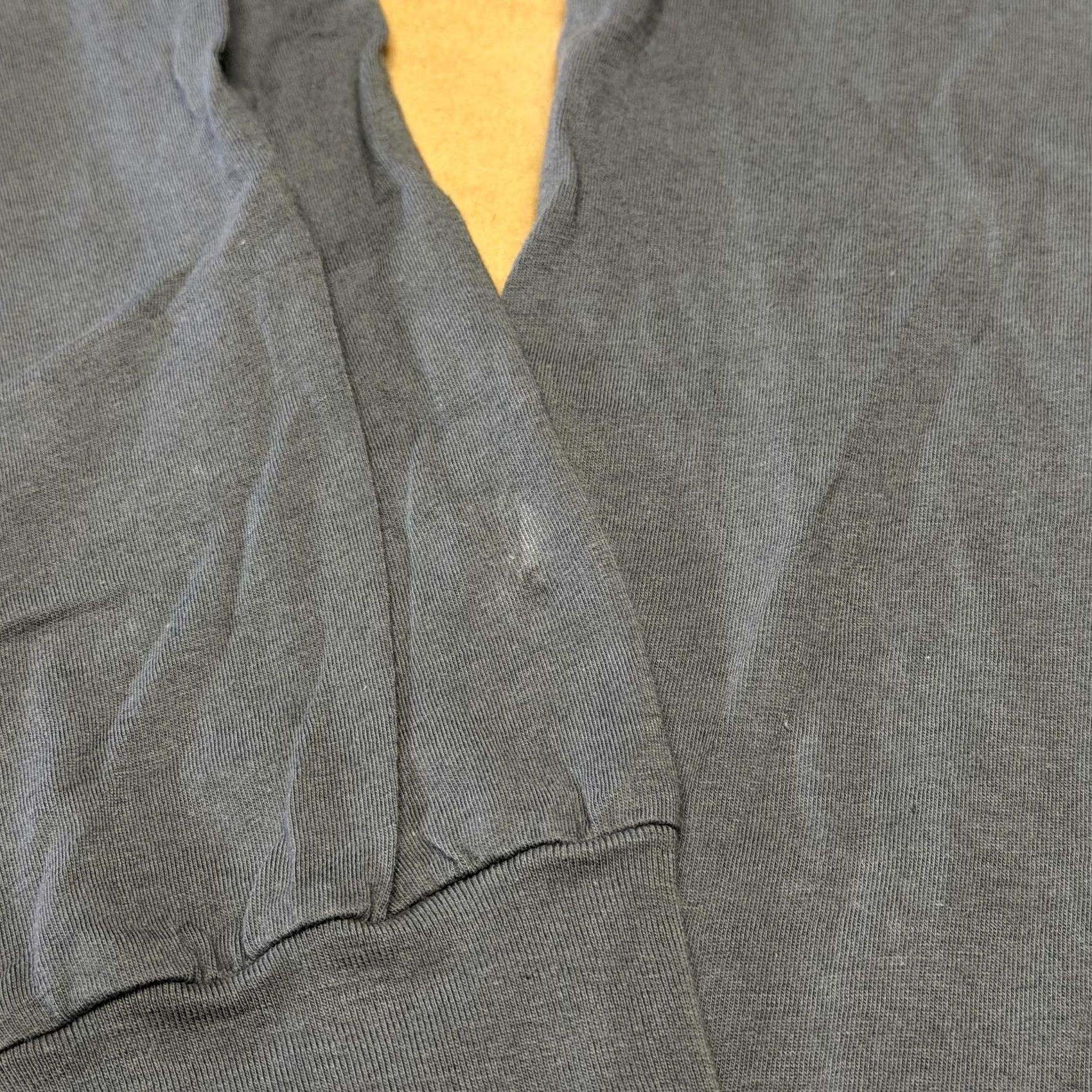 Vintage Seal Shirt Mens Large Gray Bella Canvas World Tour 2023 Long Sleeve Concert Tee Size US L / EU 52-54 / 3 - 6 Thumbnail