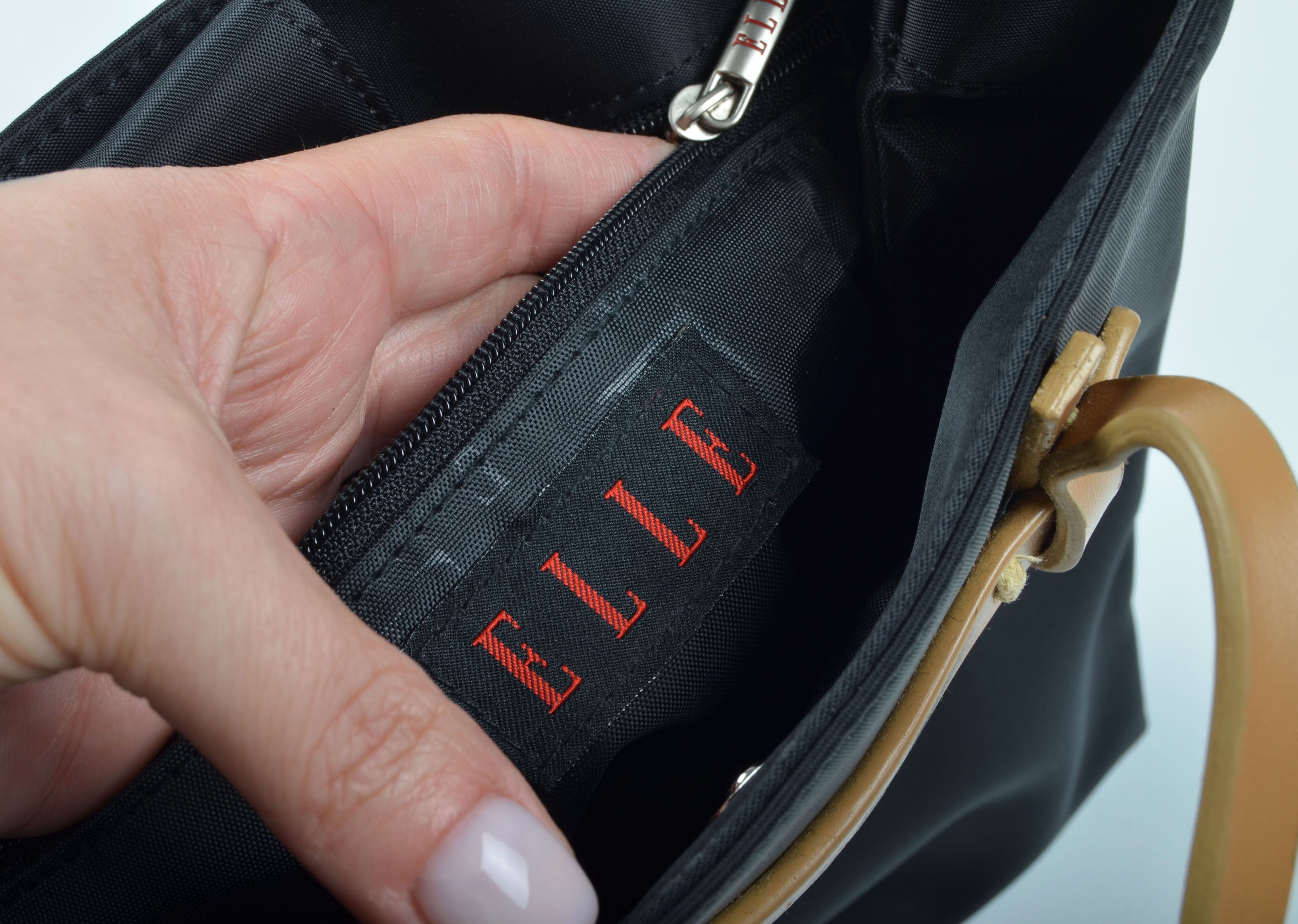 Designer Vintage ELLE 90's Y2K Glam Mini Hand Bag Size ONE SIZE - 7 Thumbnail