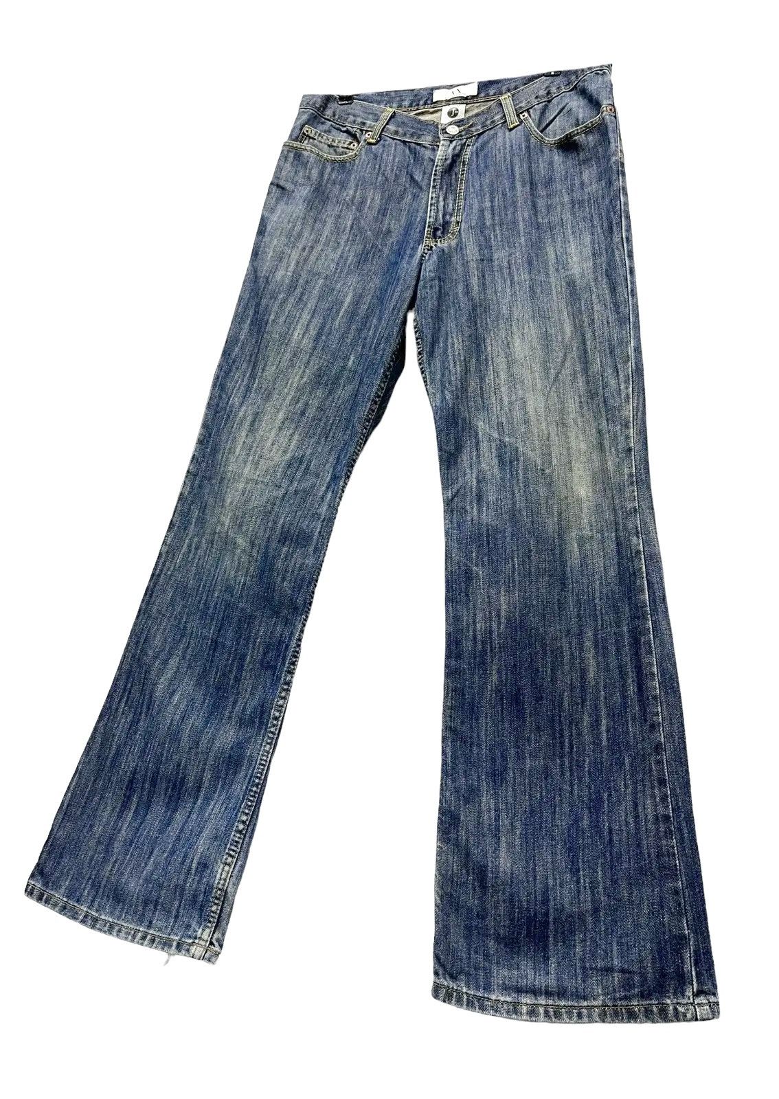 Armani Exchange ARMANI EXCHANGE Boot Leg Distressed Denim Made In USA Size US 32 / EU 48 - 1 Thumbnail