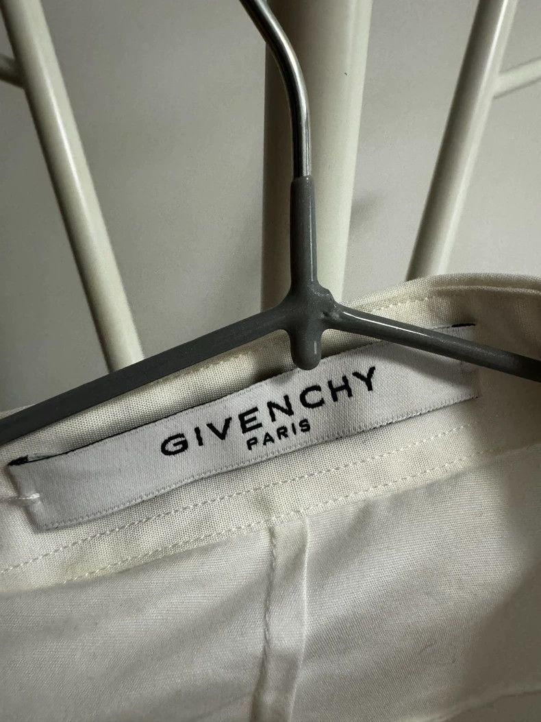 Givenchy Givenchy Fashion Shirt Size 40 Size US M / EU 48-50 / 2 - 2 Thumbnail