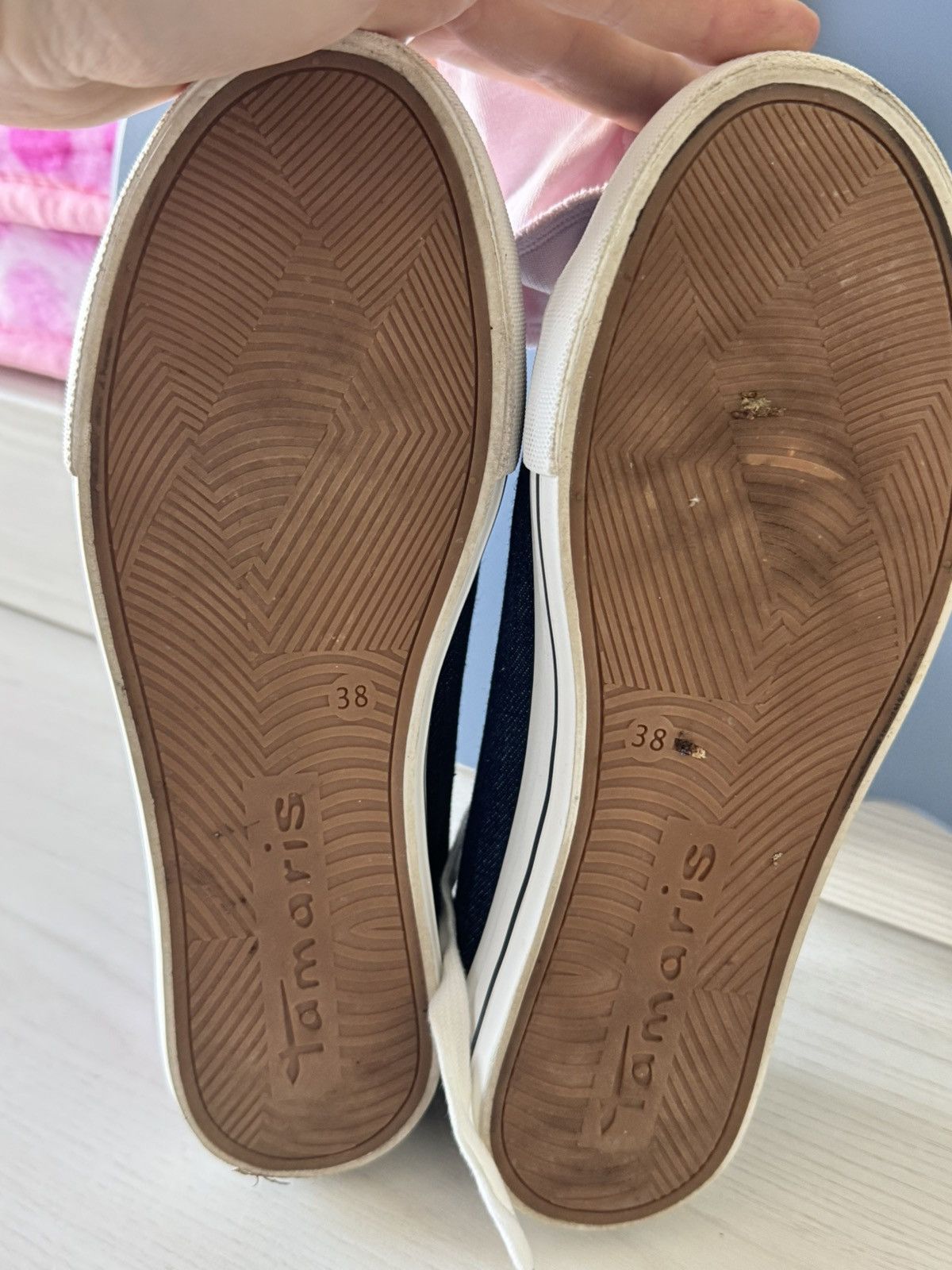 Other Tamaris women’s denim embroidered sneakers – size 38 Size US 8 / IT 38 - 9 Thumbnail