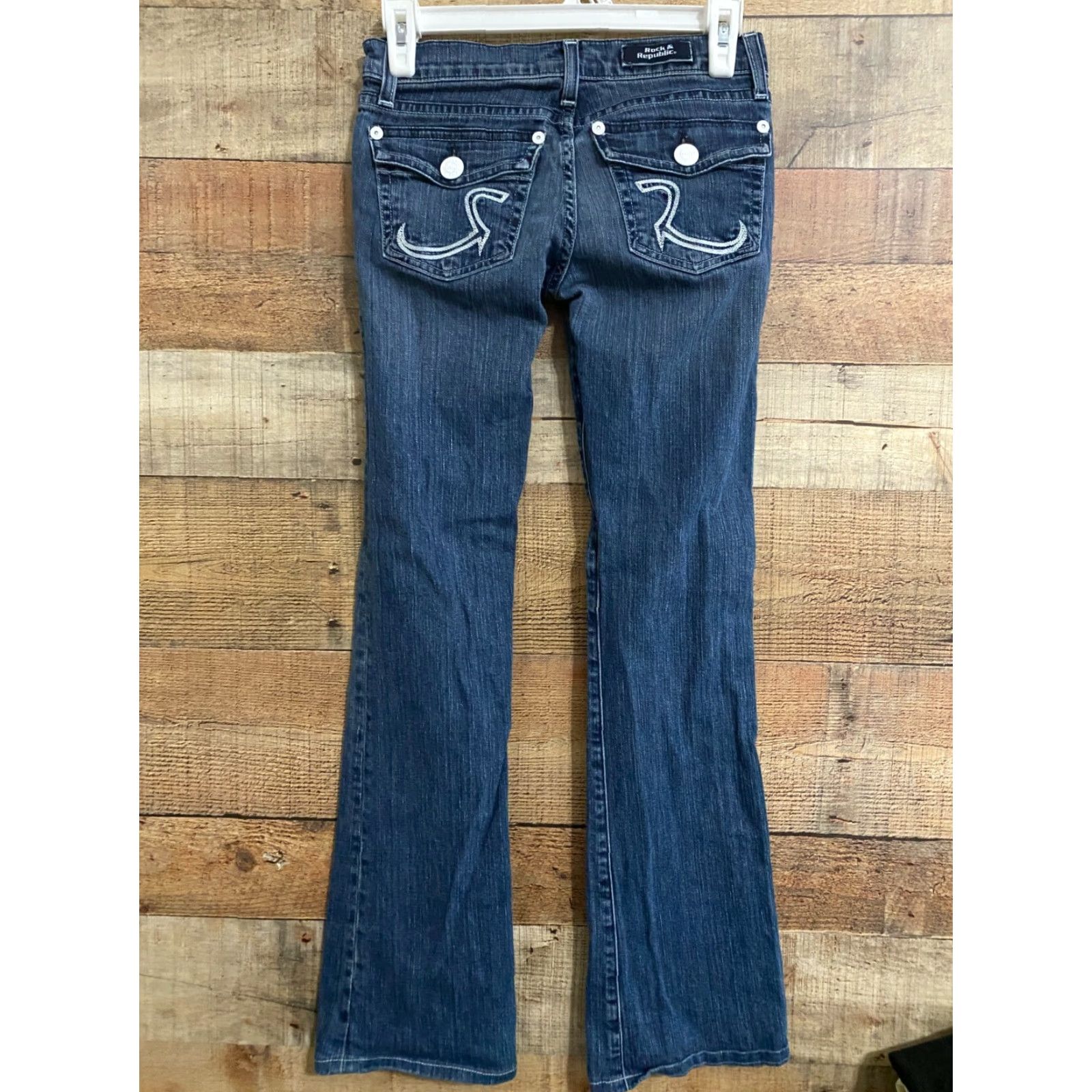 Vintage VINTAGE Rock & Republic Women's Bootcut Jeans Size 24 Blue Rhinestone Solid Low Rise 6.5-8.5 Zip Regular Cap City? Size 42" / US 20 - 4 Thumbnail