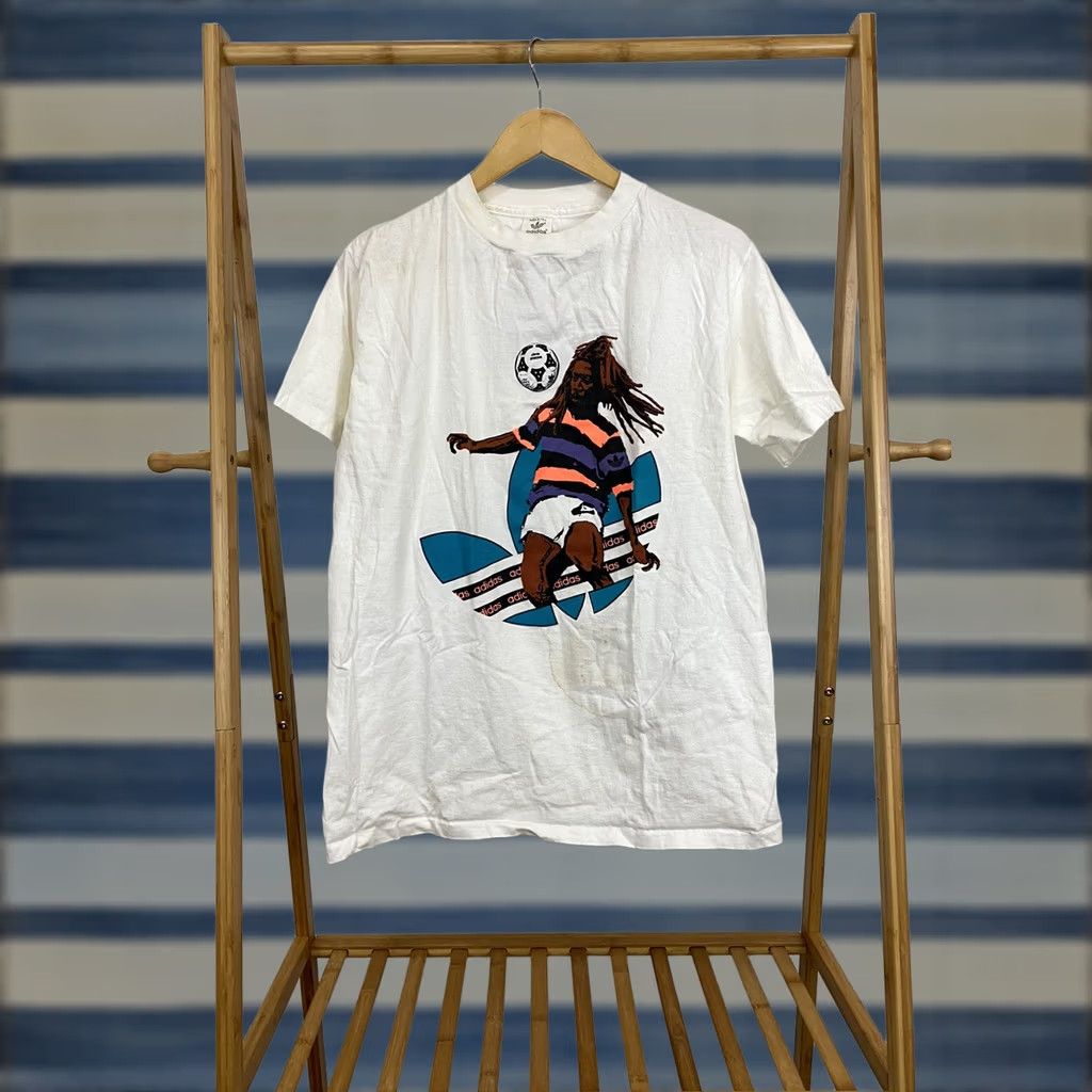 Adidas VTG 80s Adidas Trefoil Colorful Bob Marley Reggae Africa Fulbol T‑Shirt M USA Mens Color White Short Sleeve Regular Size M Size US M / EU 48-50 / 2 - 1 Thumbnail
