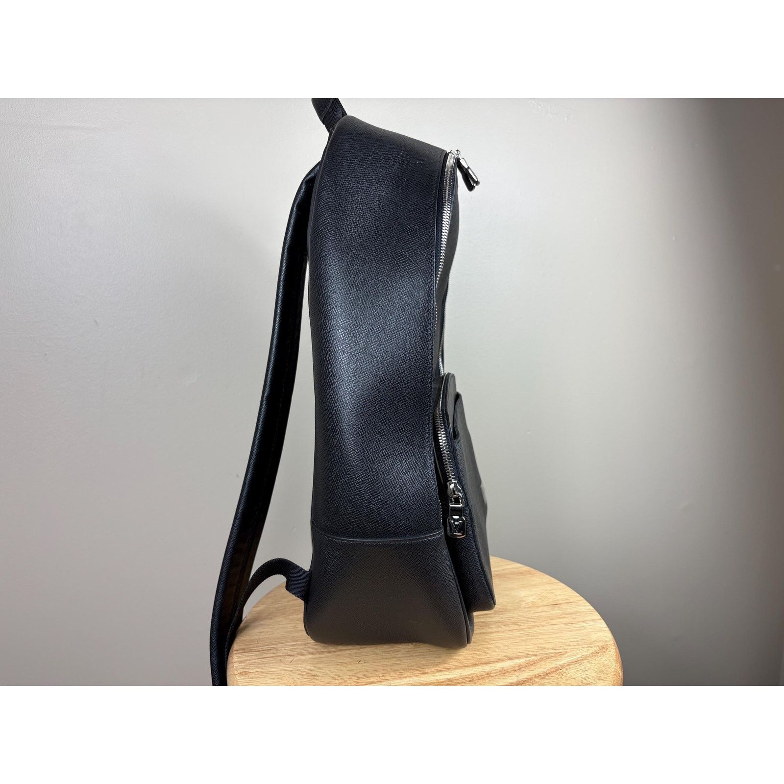 Louis Vuitton Authentic Louis Vuitton Taiga Leather Alex Black Backpack Size ONE SIZE - 6 Thumbnail