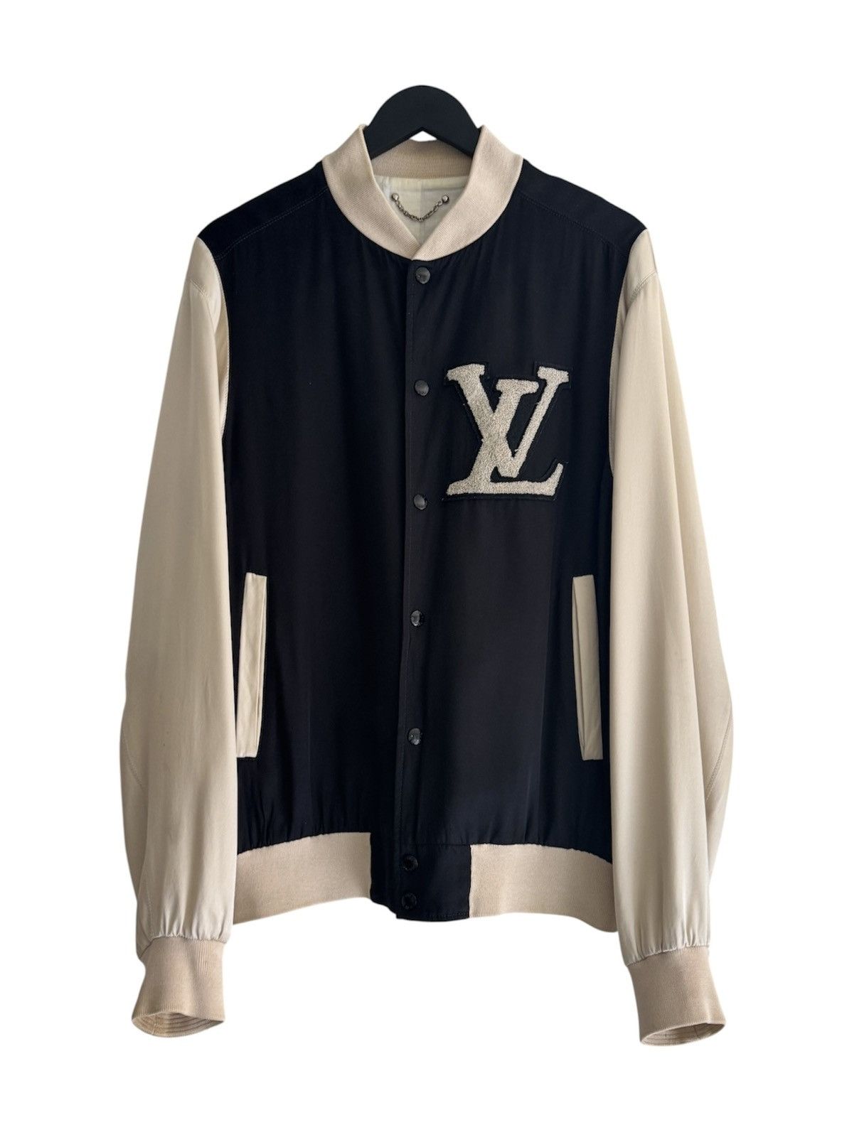 Louis Vuitton Louis Vuitton Silk Embroidered Runway Logo Varsity Jacket Size US XL / EU 56 / 4 - 1 Thumbnail