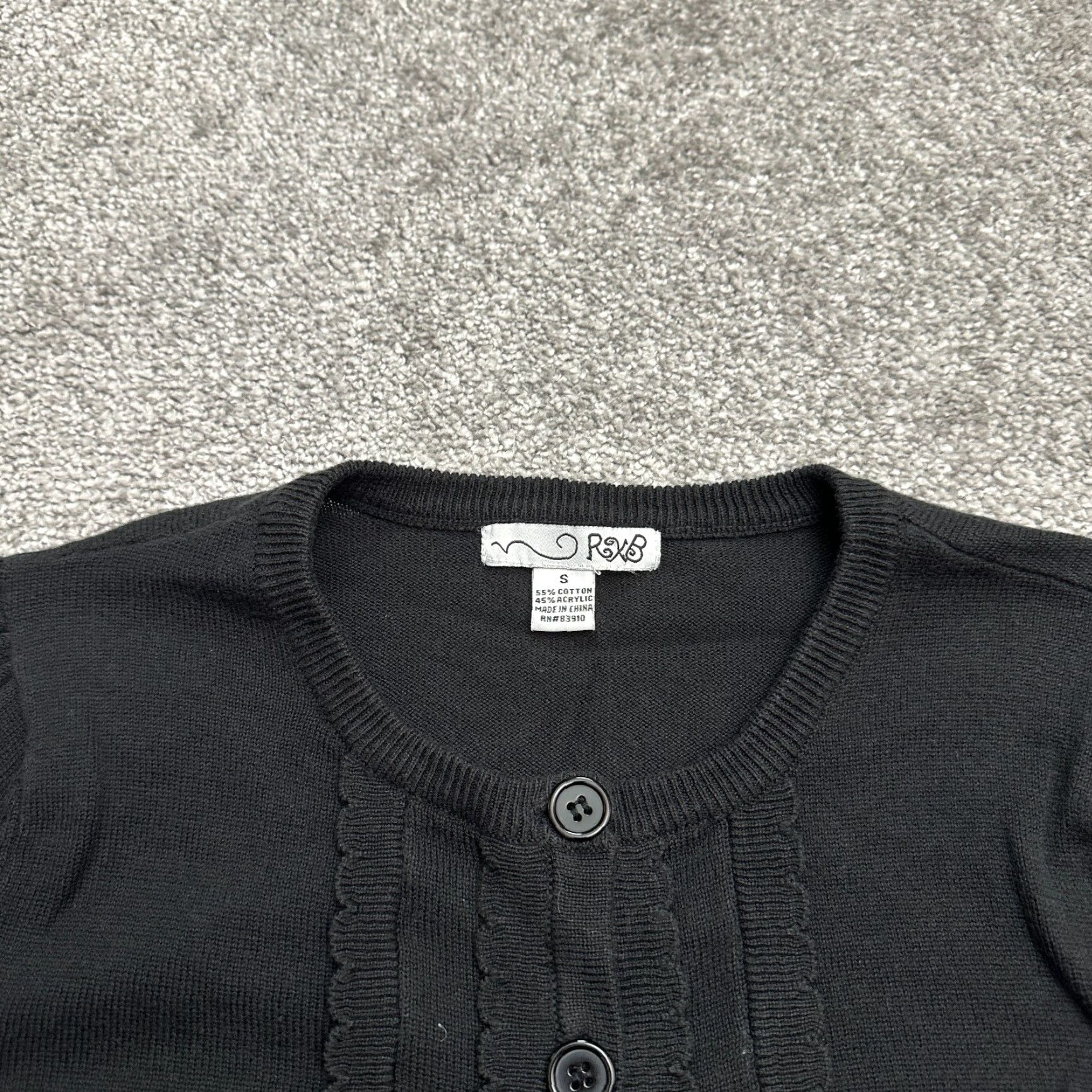 Vintage VINTAGE RXB Women's Cardigan Sweater S Black Knit Button Up Lightweight Long Sleeve Fall Spring Casual Size S / US 4 / IT 40 - 3 Thumbnail