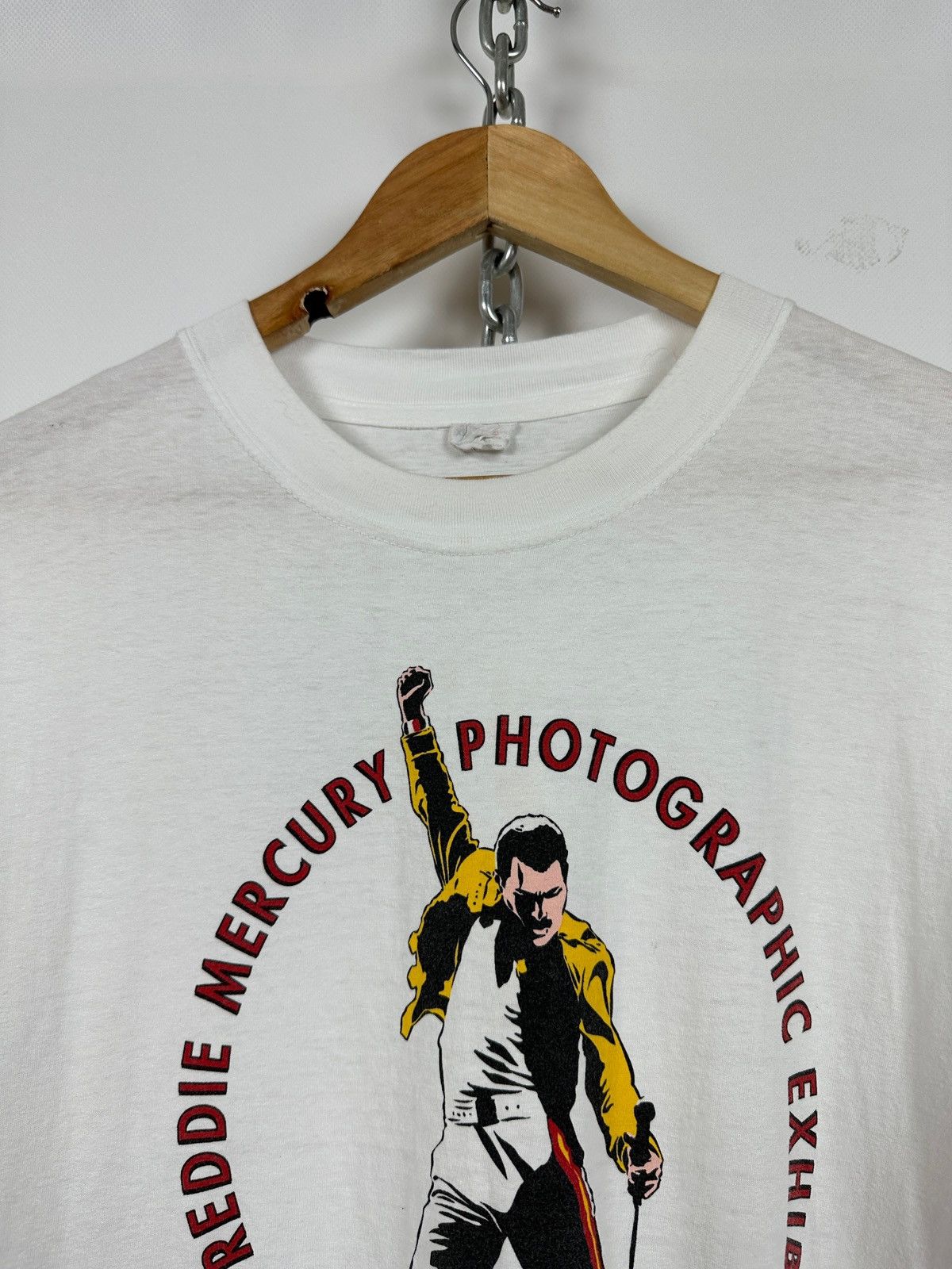 Band Tees 1996 Vintage Freddie Mercury Photographic Exhibition T-Shirt Size US XL / EU 56 / 4 - 5 Thumbnail
