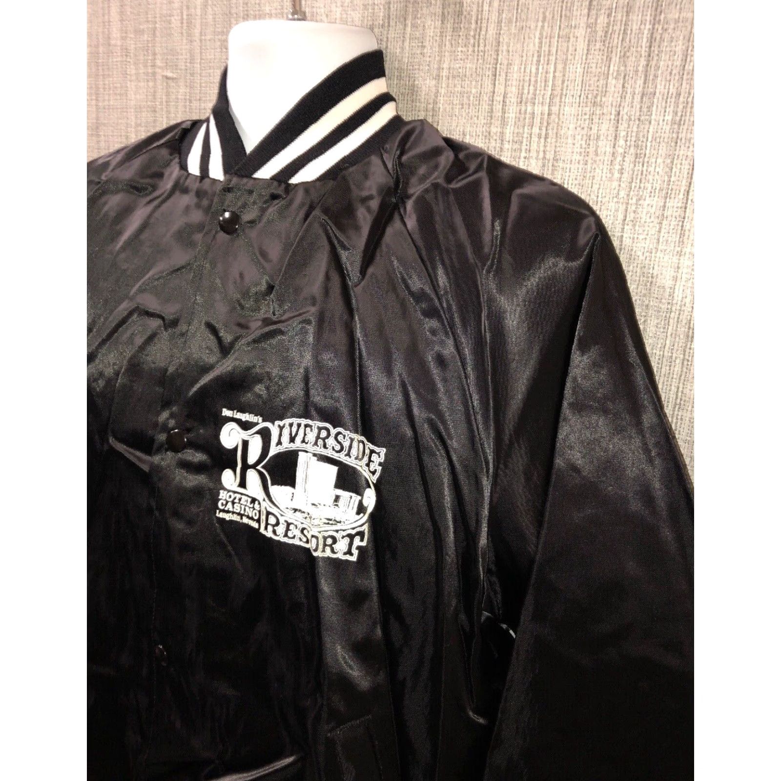 Vintage VINTAGE Westark USA Jacket Riverside Satin Nylon Snap Button Front L Mens Black Jacket USA 90s Men’s Size US L / EU 52-54 / 3 - 3 Thumbnail