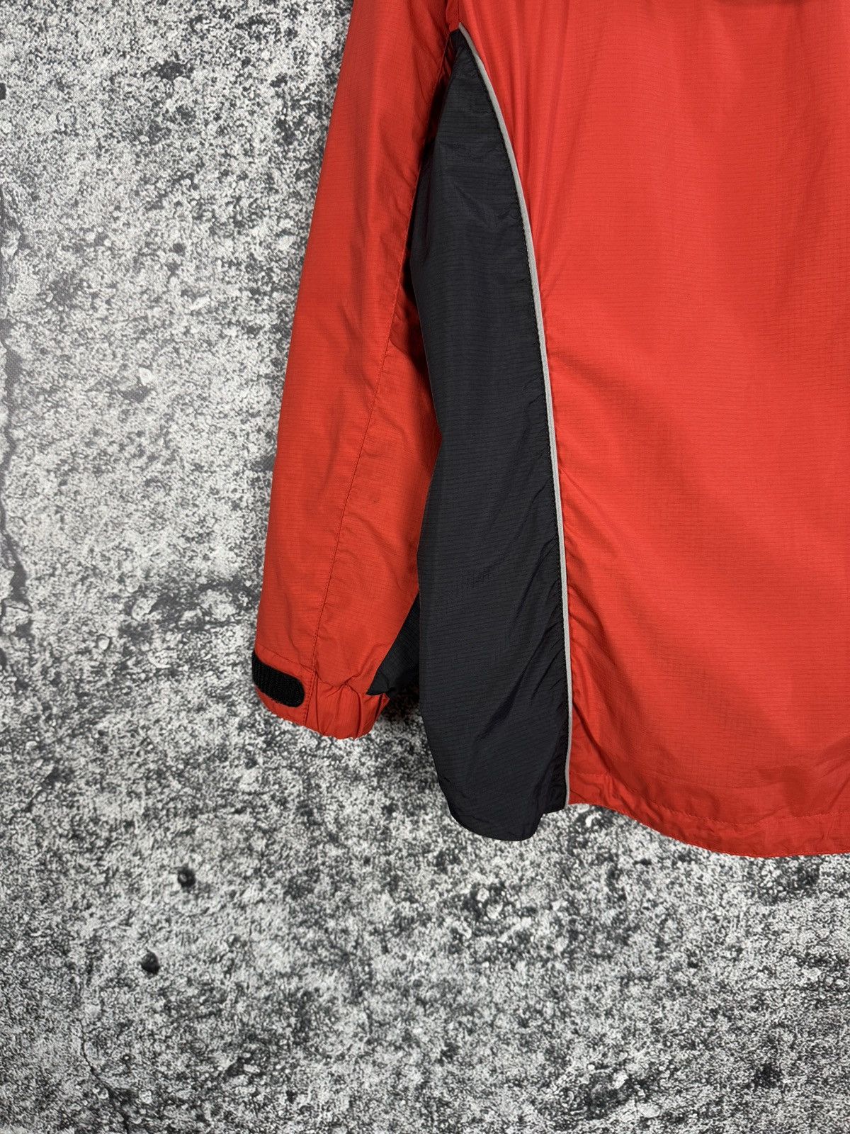 Haglofs Women’s Haglofs Windstopper Jacket Outdoor Hiking Size 38 Size M / US 6-8 / IT 42-44 - 16 Thumbnail