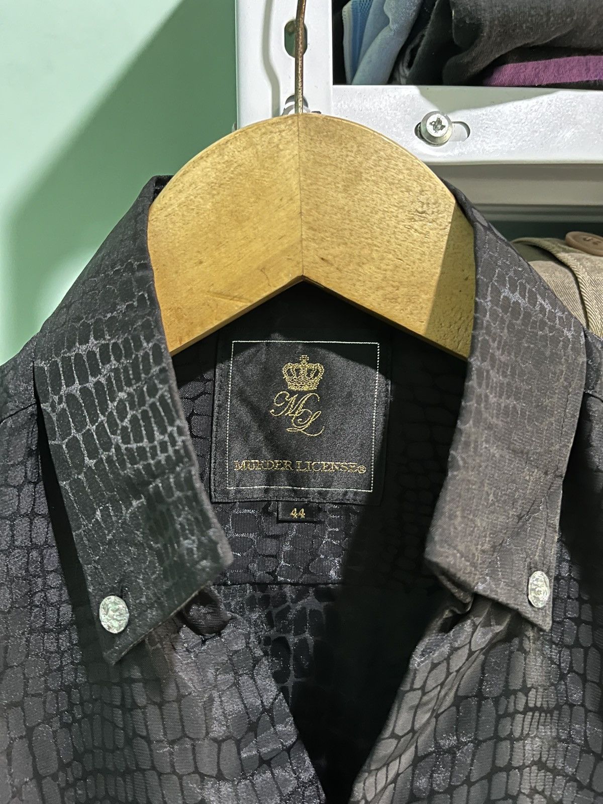 Murder License Murder License Crocodile Skin Motif Silk Shirt Size US S / EU 44-46 / 1 - 5 Thumbnail