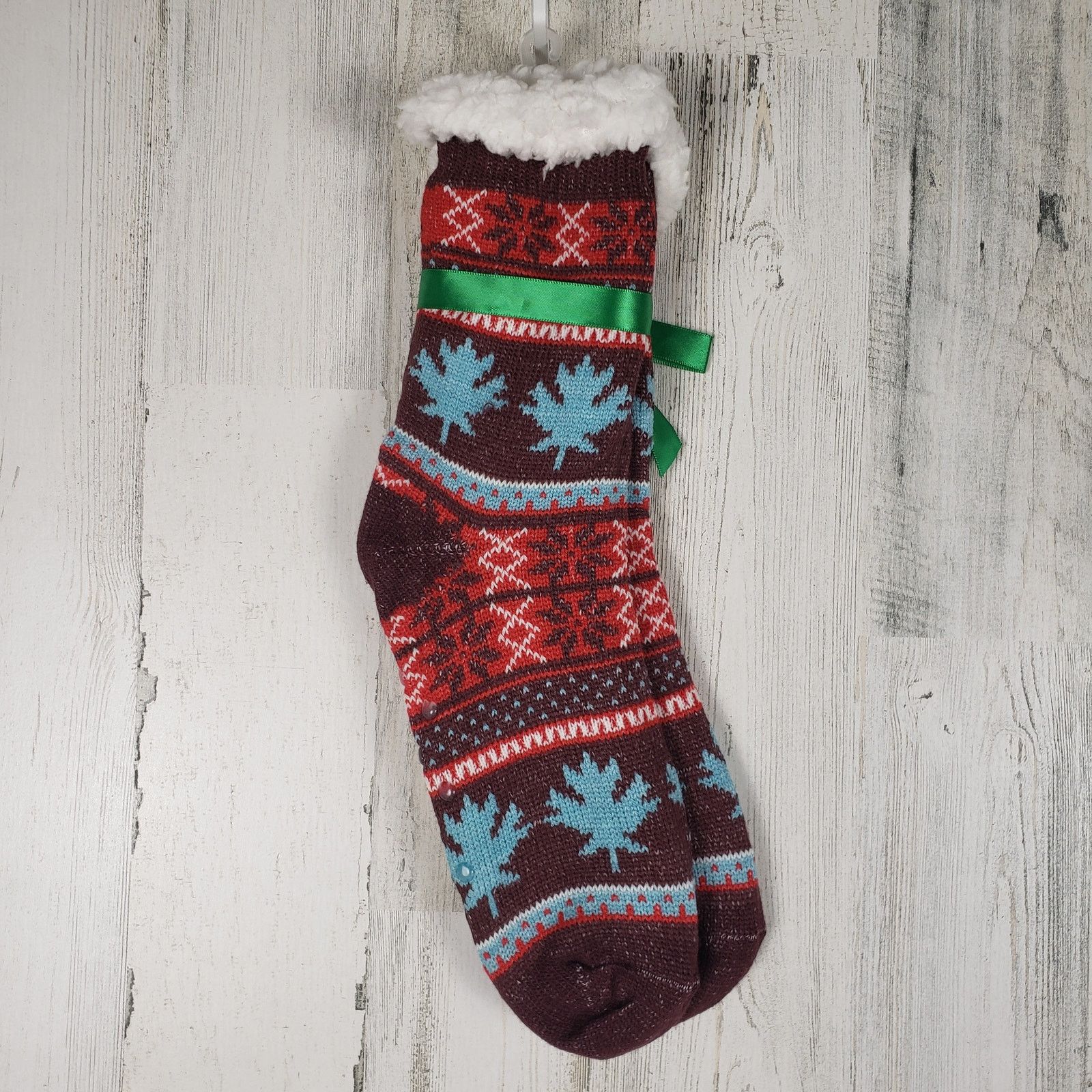 Other NWT Sherpa Lined Knit Snowflake Leaf No-Slip Slipper Socks Size ONE SIZE - 6 Thumbnail