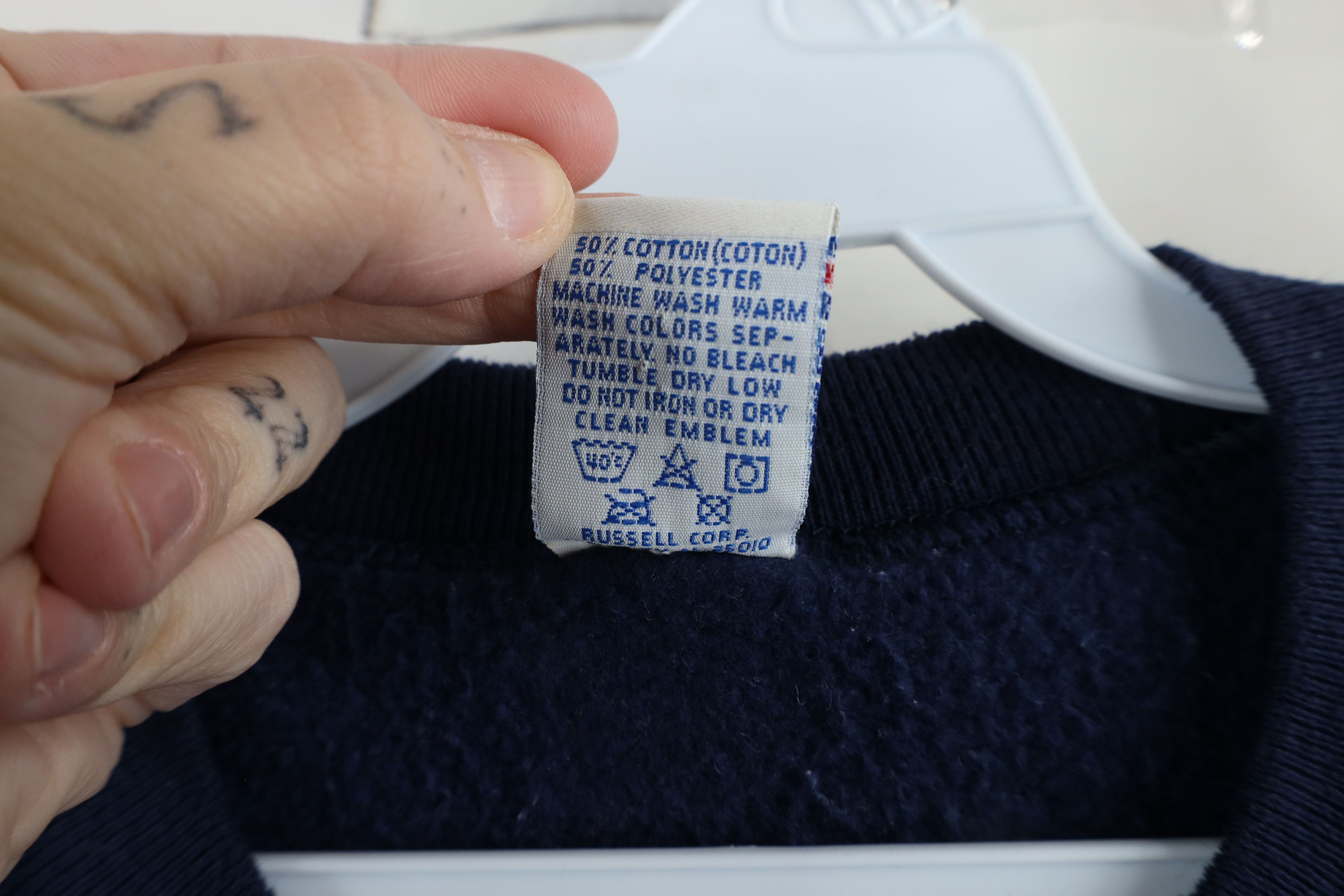 Russell Athletic × Vintage Vintage 90s Russell Athletic Crewneck Sweatshirt Blue USA Size US S / EU 44-46 / 1 - 7 Thumbnail