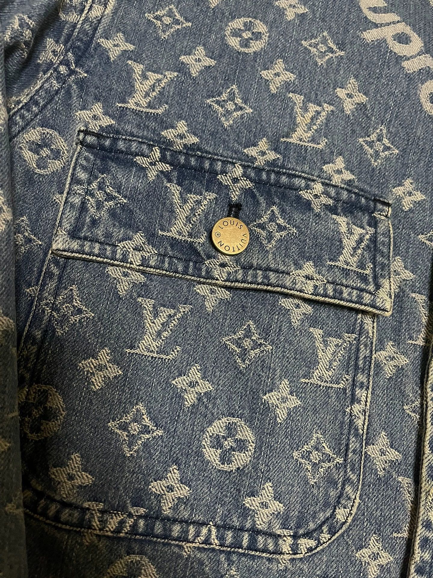 Louis Vuitton Supreme x LV Denim Full Print Monogram Jacket Size 50 Size US M / EU 48-50 / 2 - 3 Thumbnail