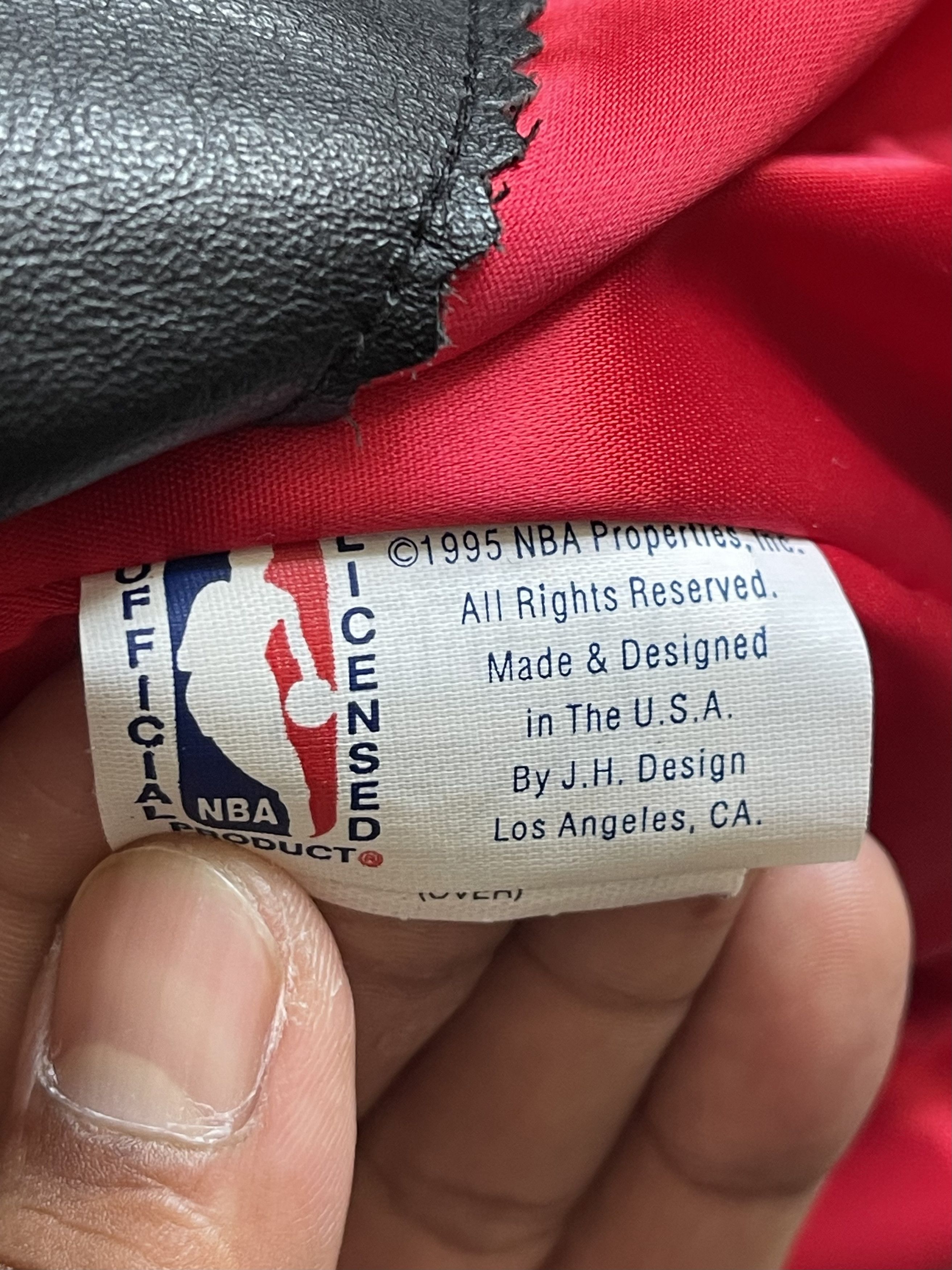 JH Design × Jeff Hamilton × NBA JH Design "1996 CHICAGO BULLS" NBA Championship Jacket Size US L / EU 52-54 / 3 - 5 Thumbnail