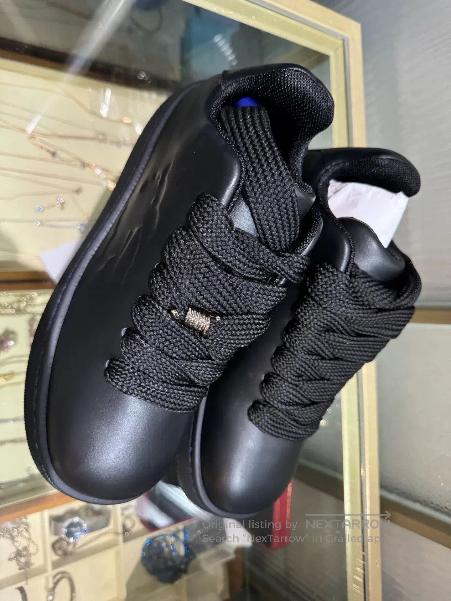 Burberry Burberry Black Low-Top Sneakers for Sale. Size US 7 / EU 40 - 2 Thumbnail
