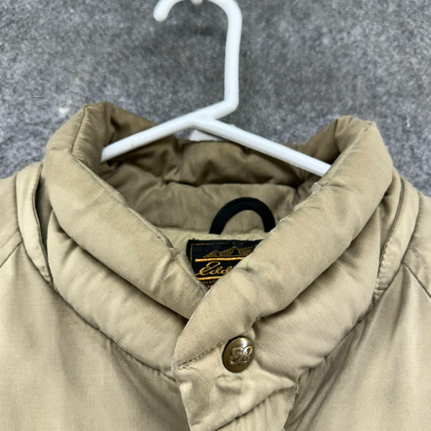 Eddie Bauer VINTAGE Eddie Bauer Jacket Mens XL Beige Puffer Goose Down Hooded Parka 80s 90s Down Jacket Parka Mens XL Beige Hooded Size US XL / EU 56 / 4 - 7 Thumbnail