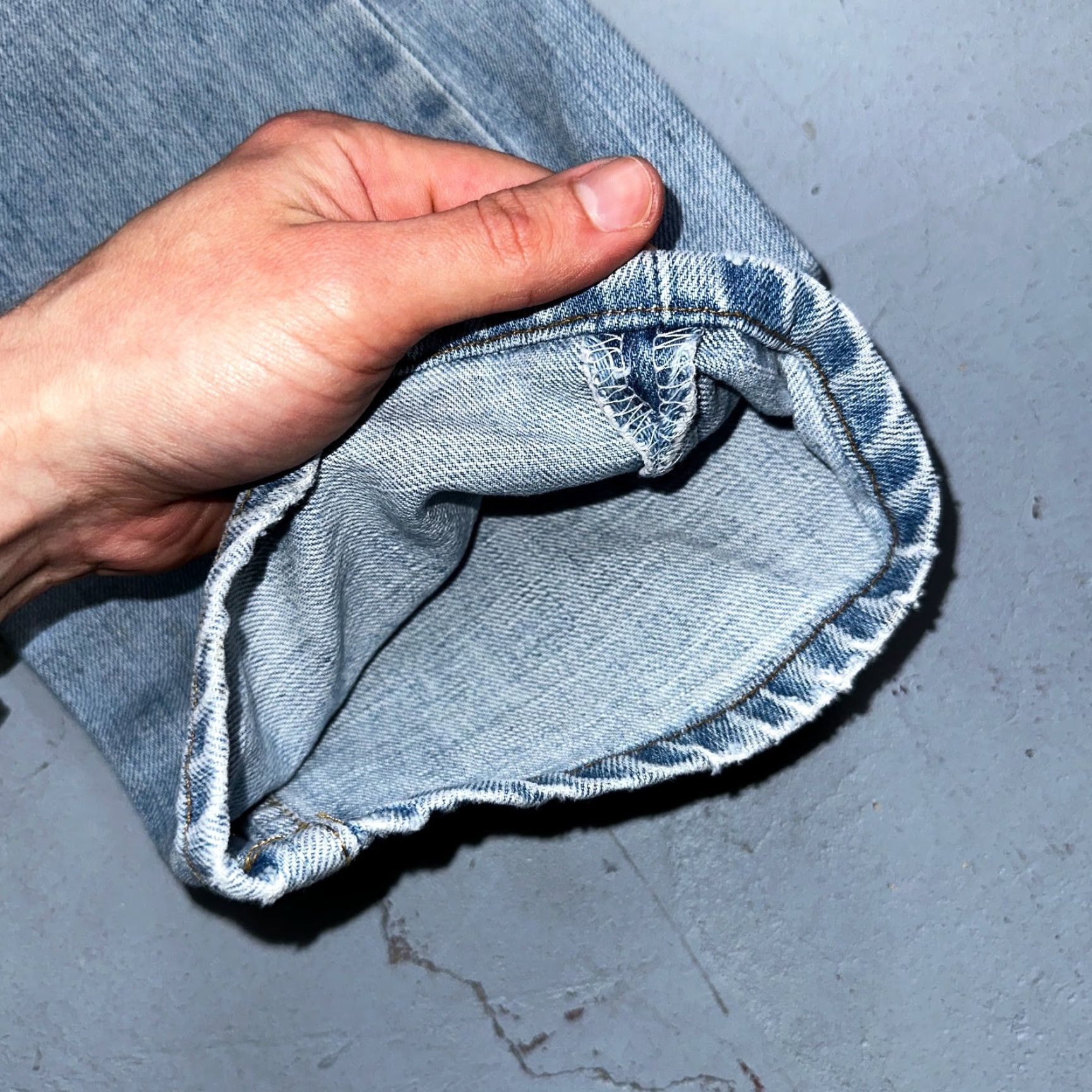 Levi's Levis 501 Vintage Y2K XX Straight Leg Jeans Blue Light Wash 34x34 Act 32x31 Jeans Men Levi's 501 Series 90s Vintage Straight Size US 34 / EU 50 - 4 Thumbnail