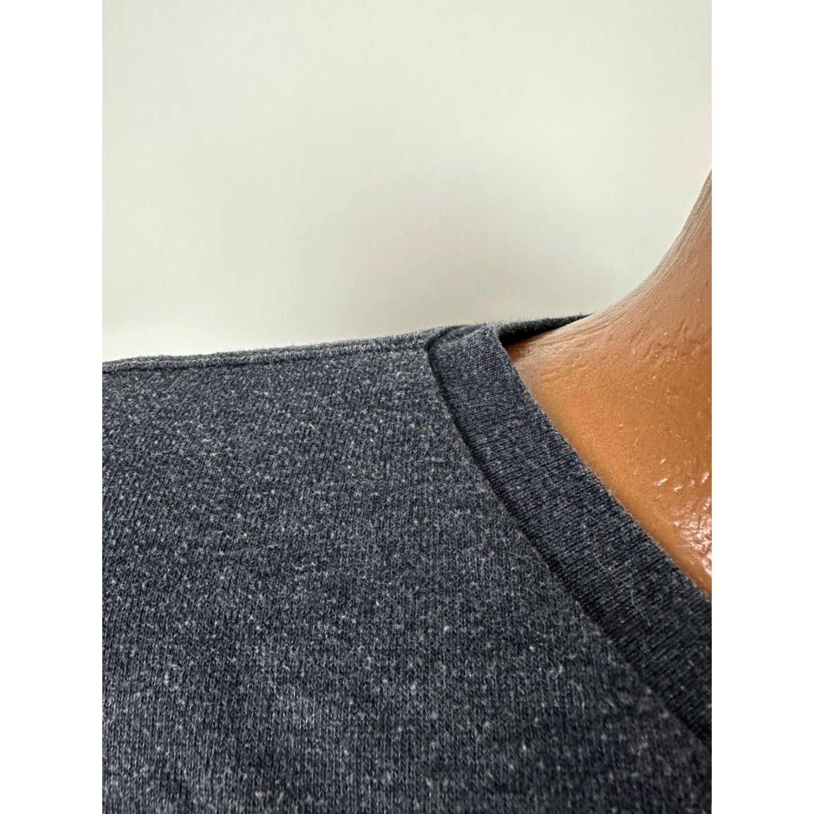 Old Navy VINTAGE Old Navy Shirt Men XL V-Neck Heavyweight Charcoal Heather/Cotton Polyester Minimalist T-Shirt 2000s Mens Size US XL / EU 56 / 4 - 3 Thumbnail
