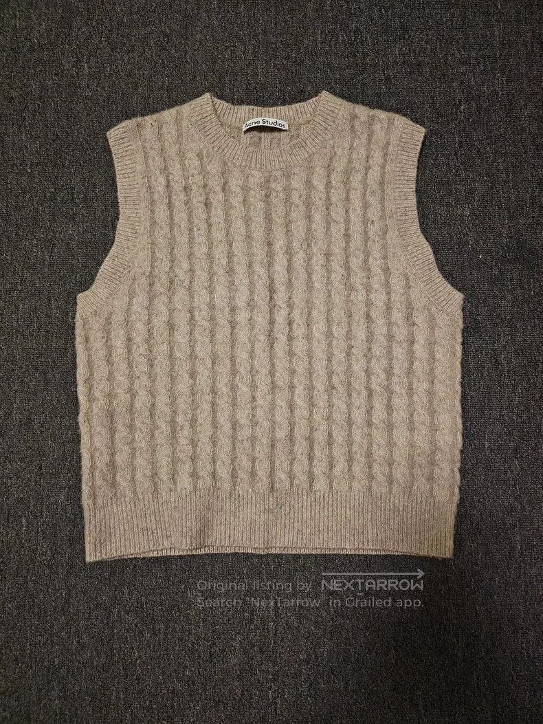 Vintage Acne Studios Wool Knit Vest. Size US L / EU 52-54 / 3 - 1 Thumbnail