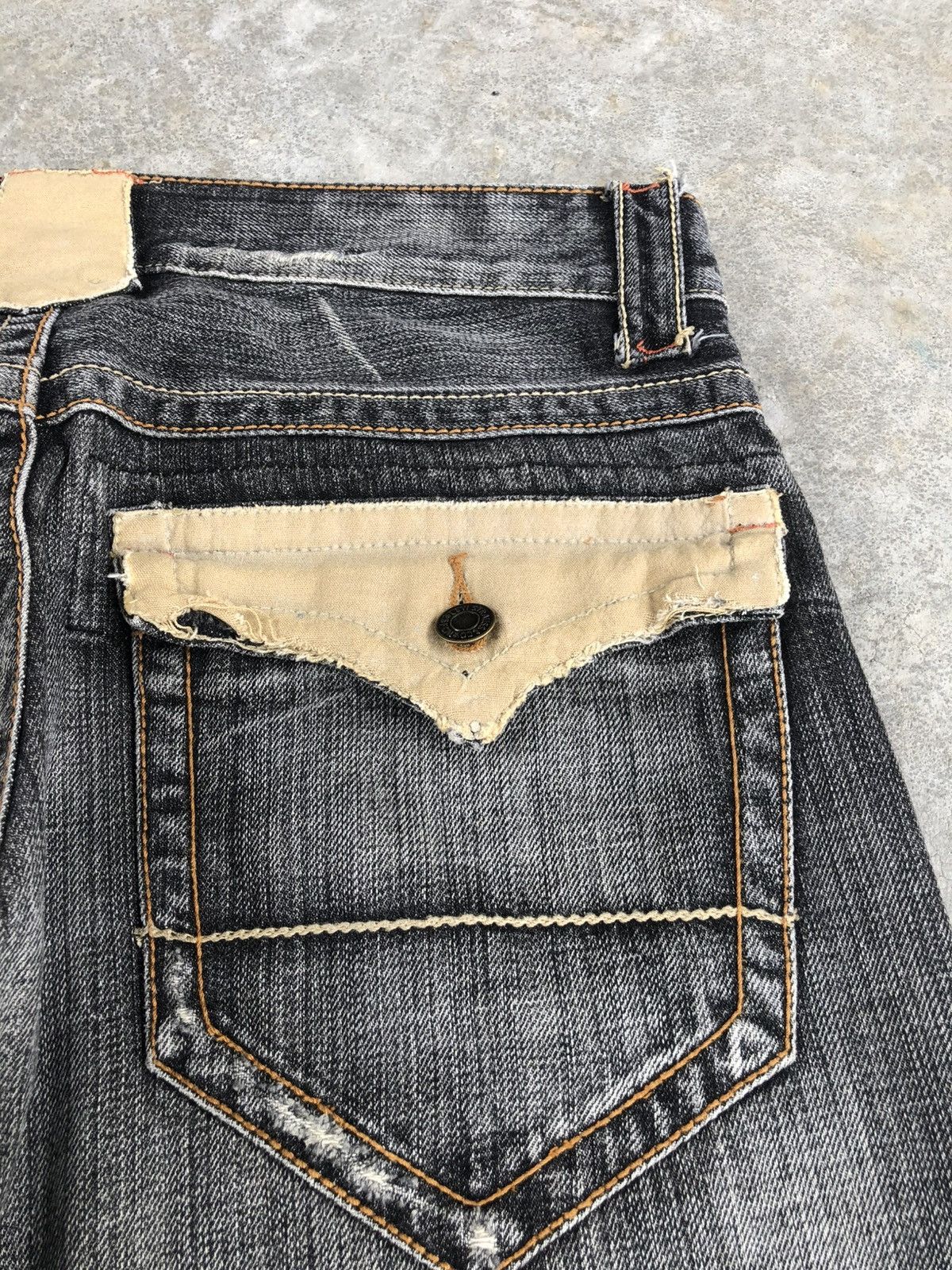 semanticdesign Semantic Design Flared Jeans Distressed Jeans Size US 32 / EU 48 - 17 Thumbnail