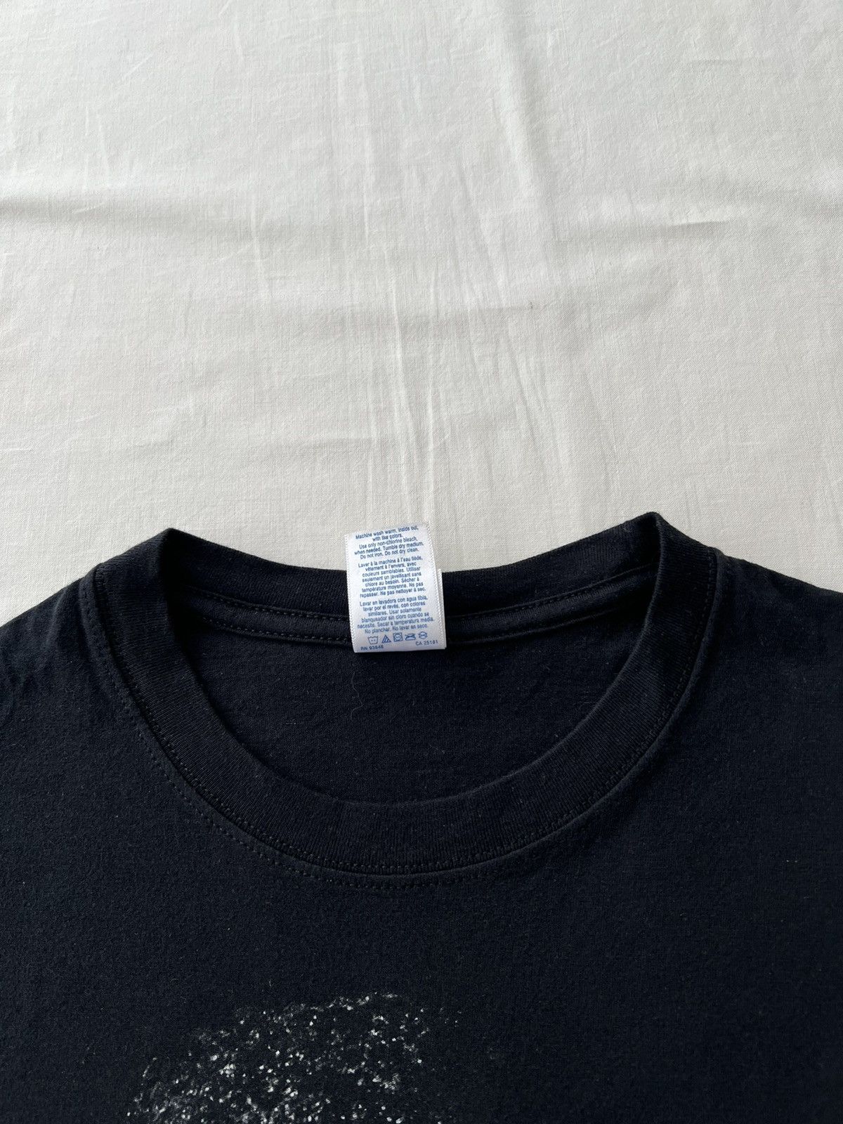 Vintage Vintage 2011 Pulp Fiction Bad Mother Fucker Movie T-shirt Size US S / EU 44-46 / 1 - 9 Thumbnail