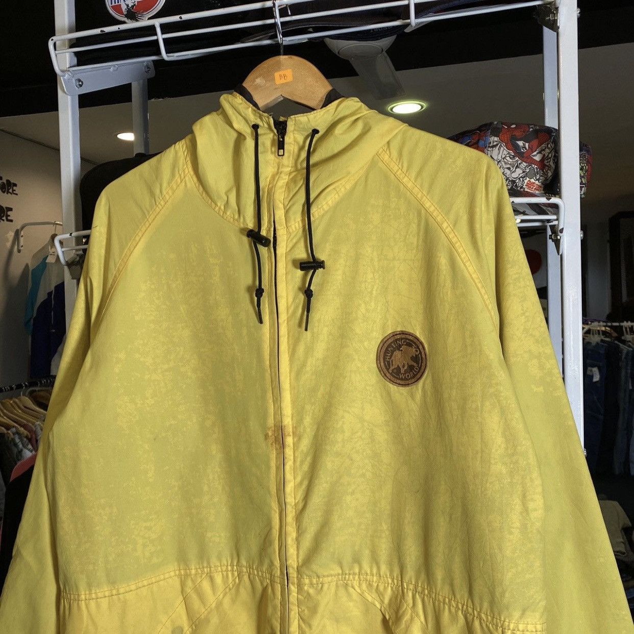 Vintage Vintage Hunting World Logo Patches Light Jacket Size US L / EU 52-54 / 3 - 4 Thumbnail