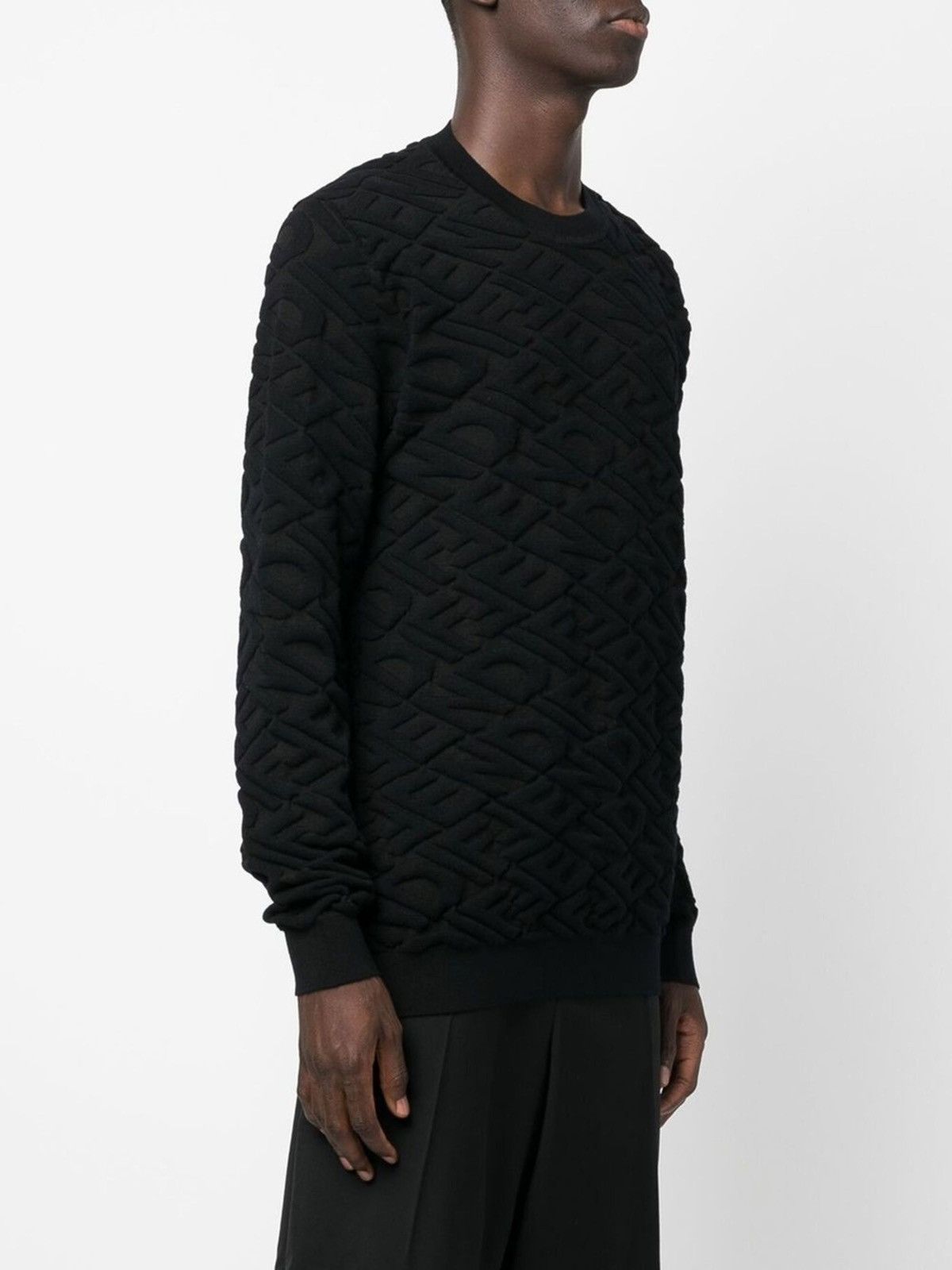 Fendi FENDI Logo Embossed Stretch Wool Sweater Size US L / EU 52-54 / 3 - 9 Thumbnail
