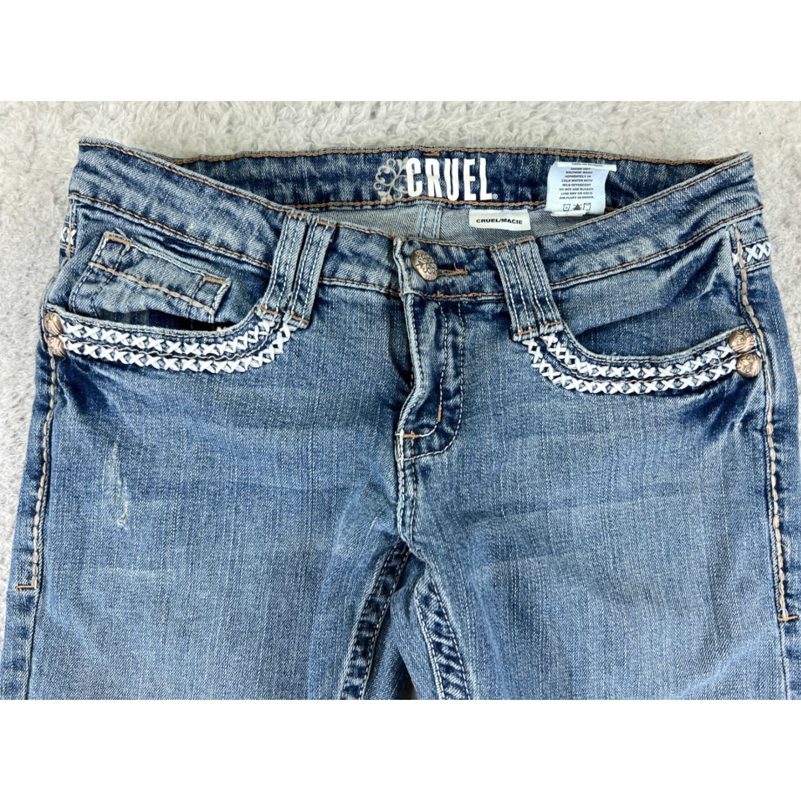 Vintage Cruel Girl Jeans Womens 3 Blue Denim Flared Slim Low Rise 27x31 Distressed 5-Pocket Cotton Blend Machine Washable Size 26" / US 2 / IT 38 - 4 Thumbnail