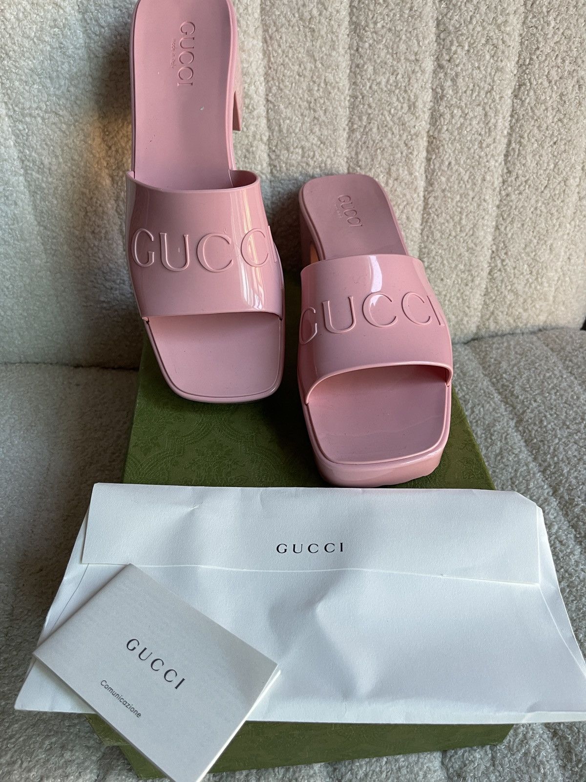 Gucci GUCCI Pink Rubber Slide Heeled Sandals Size 9 Size US 9 / IT 39 - 6 Thumbnail