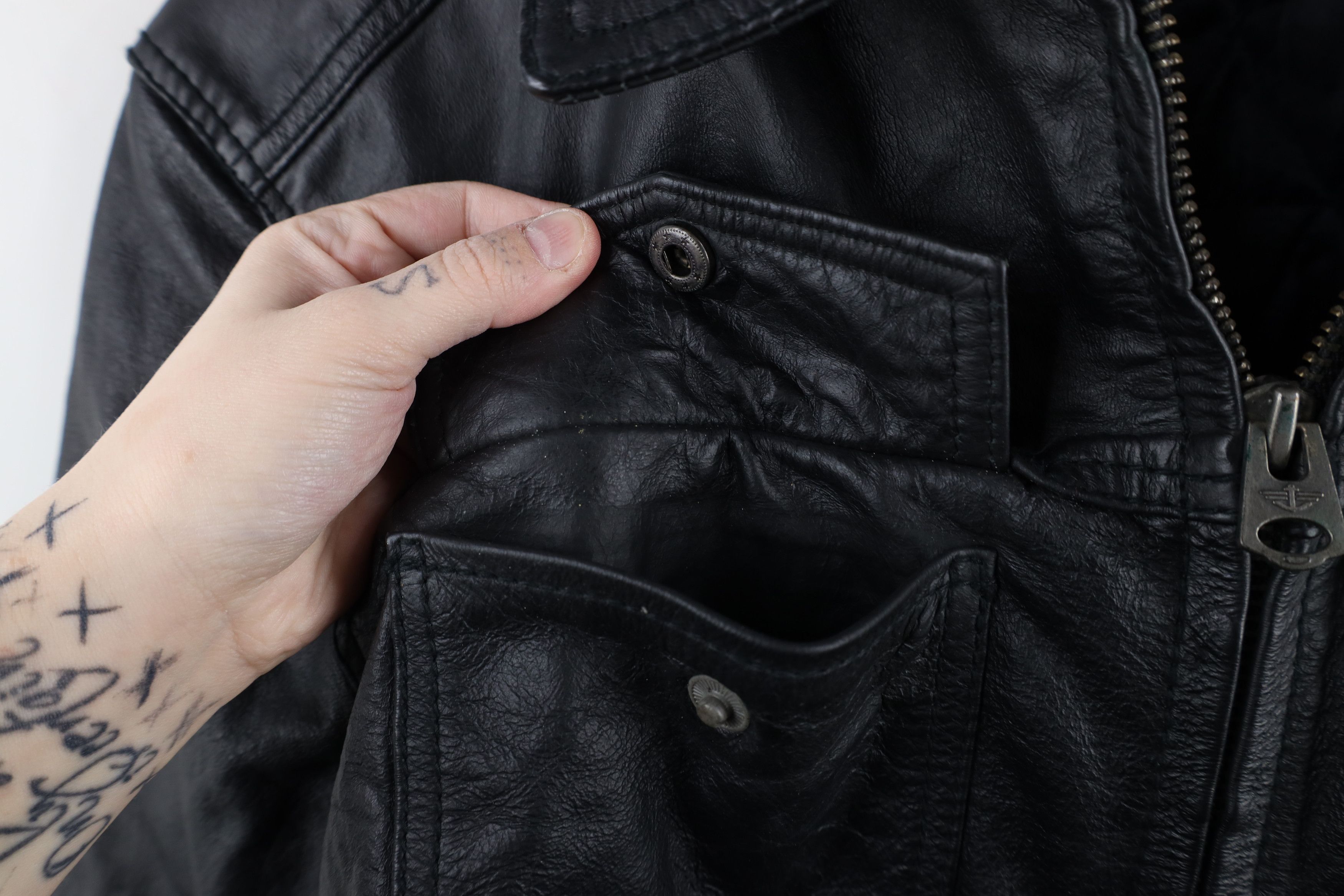 Dockers × Vintage Vintage Dockers Leather Quilted Full Zip Bomber Jacket Black Size US XL / EU 56 / 4 - 5 Thumbnail