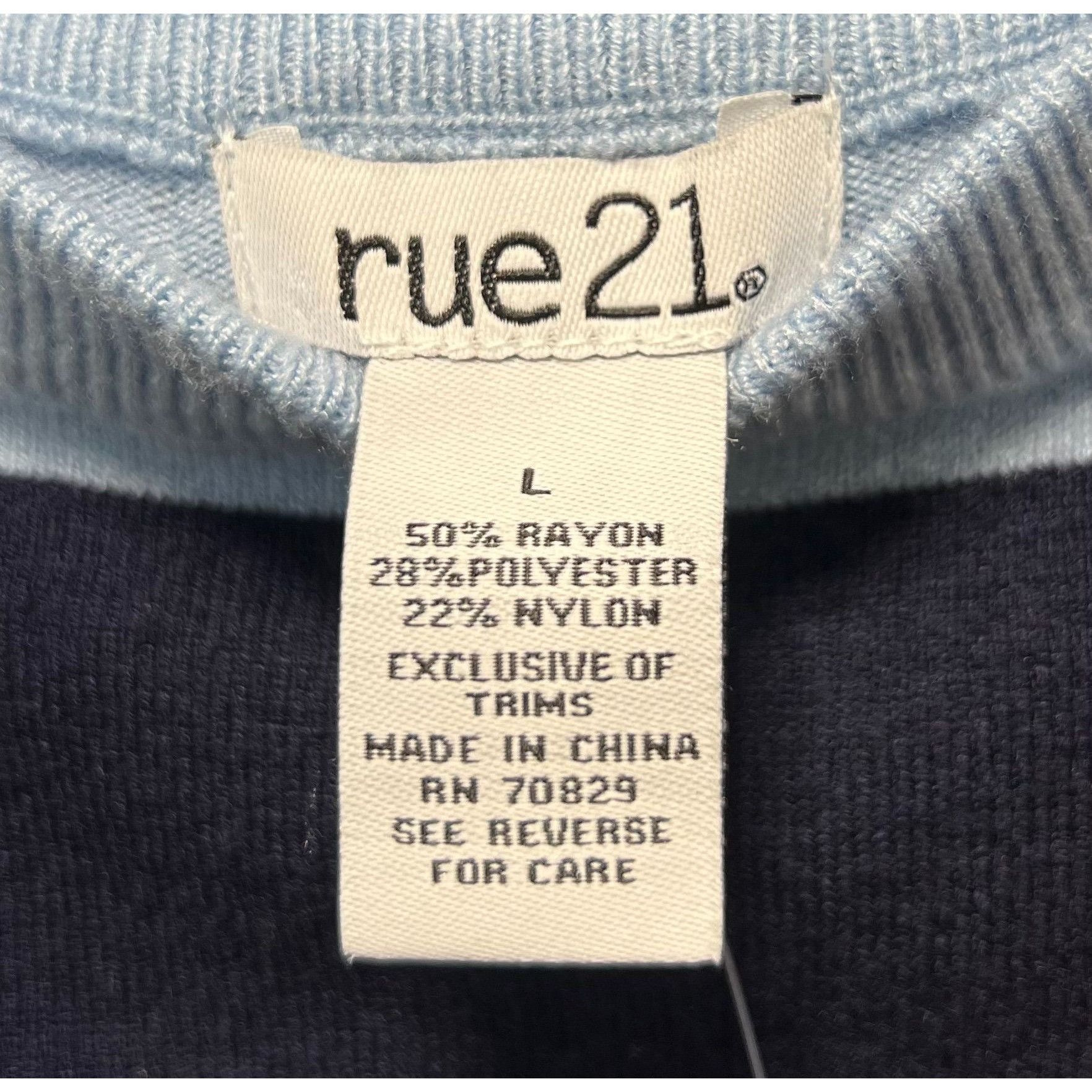 rue21 Rue 21 - Women's Round Neck Long Sleeve Sweater - Light Blue Size L / US 10 / IT 46 - 8 Thumbnail