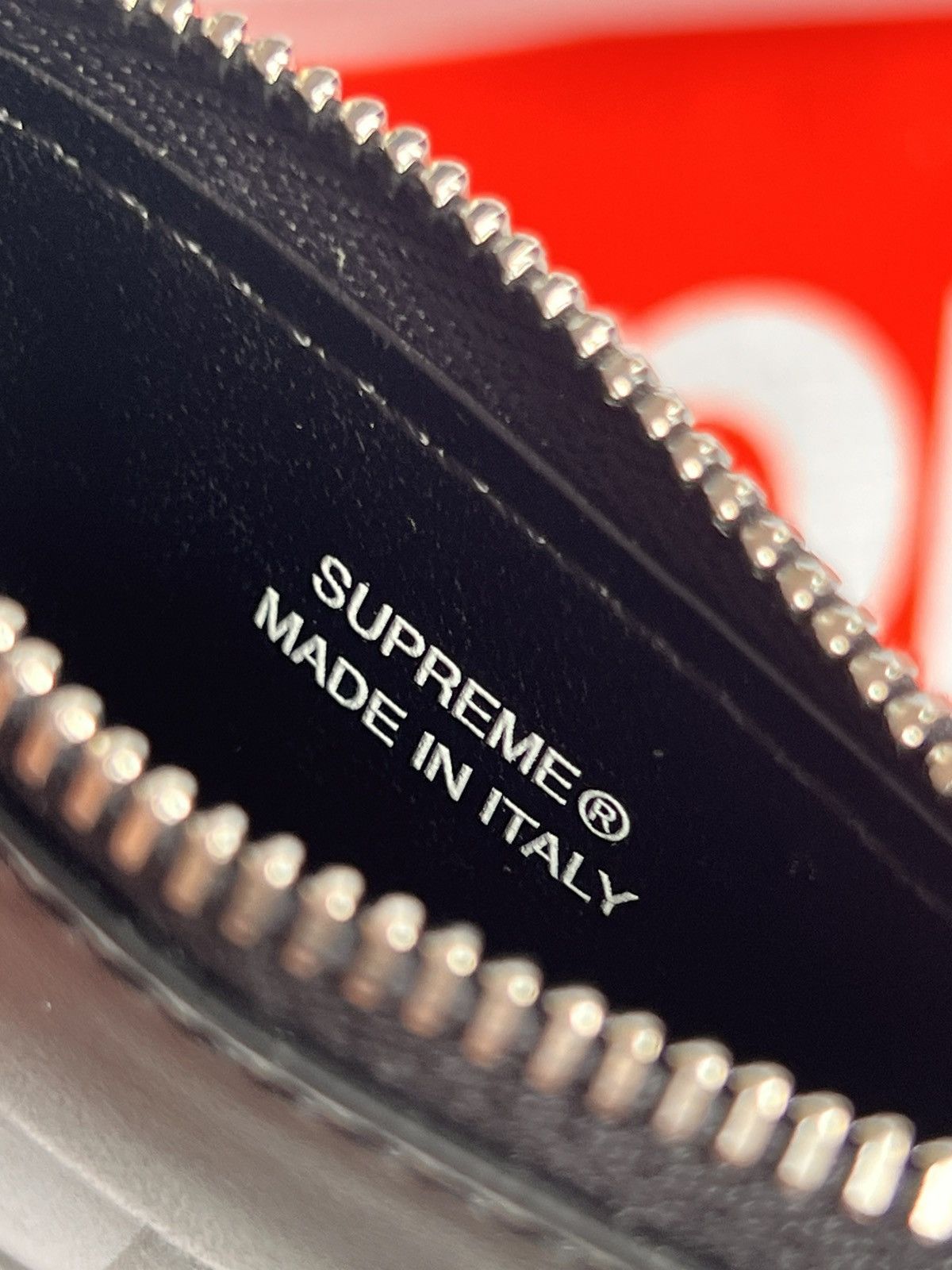 Supreme SUPREME Leather zip card holder Wallet black calfskin logo Size ONE SIZE - 17 Thumbnail