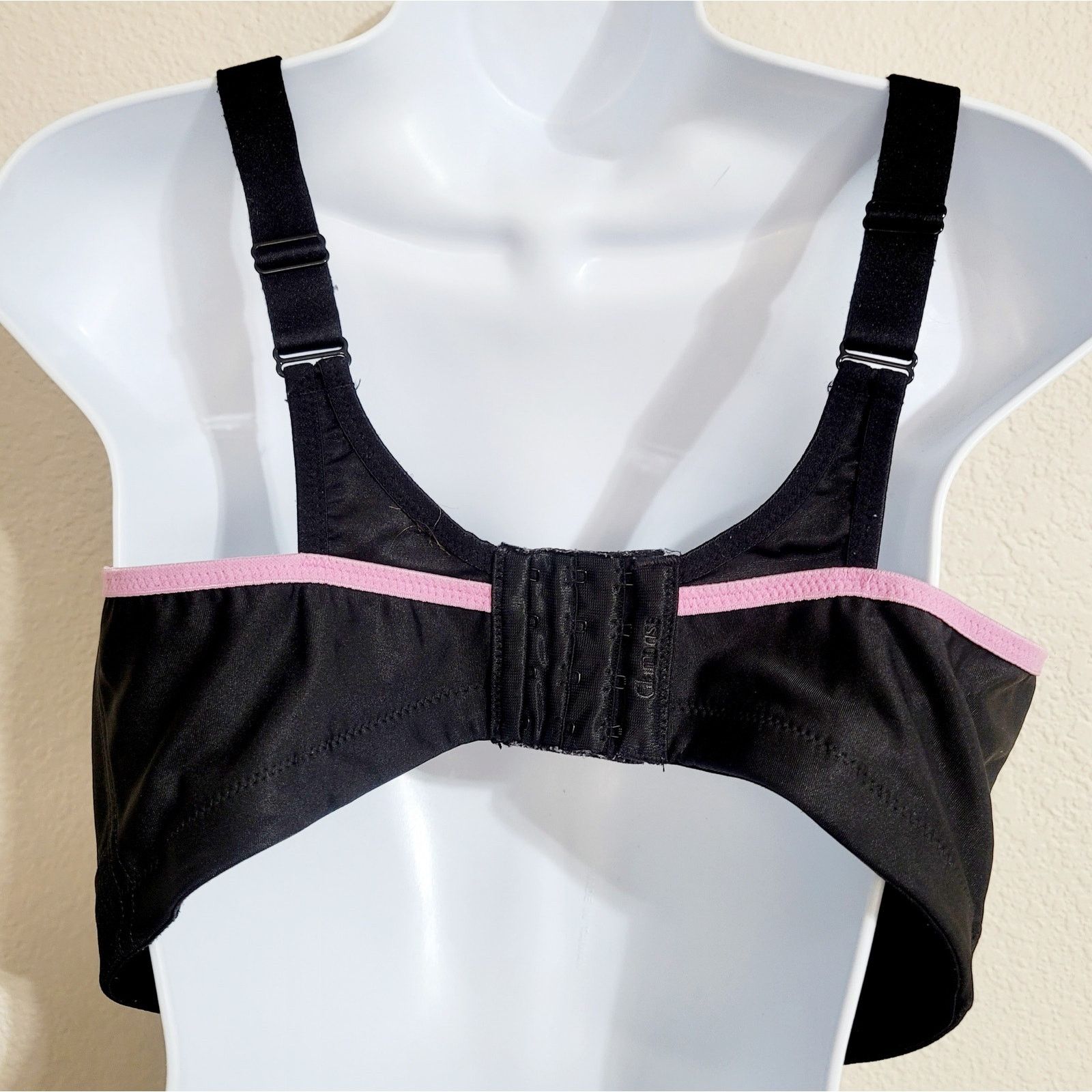 Other Glamorise Black Pink Trim Wirefree Sports Bra 38F Hook Eye Size ONE SIZE - 2 Thumbnail