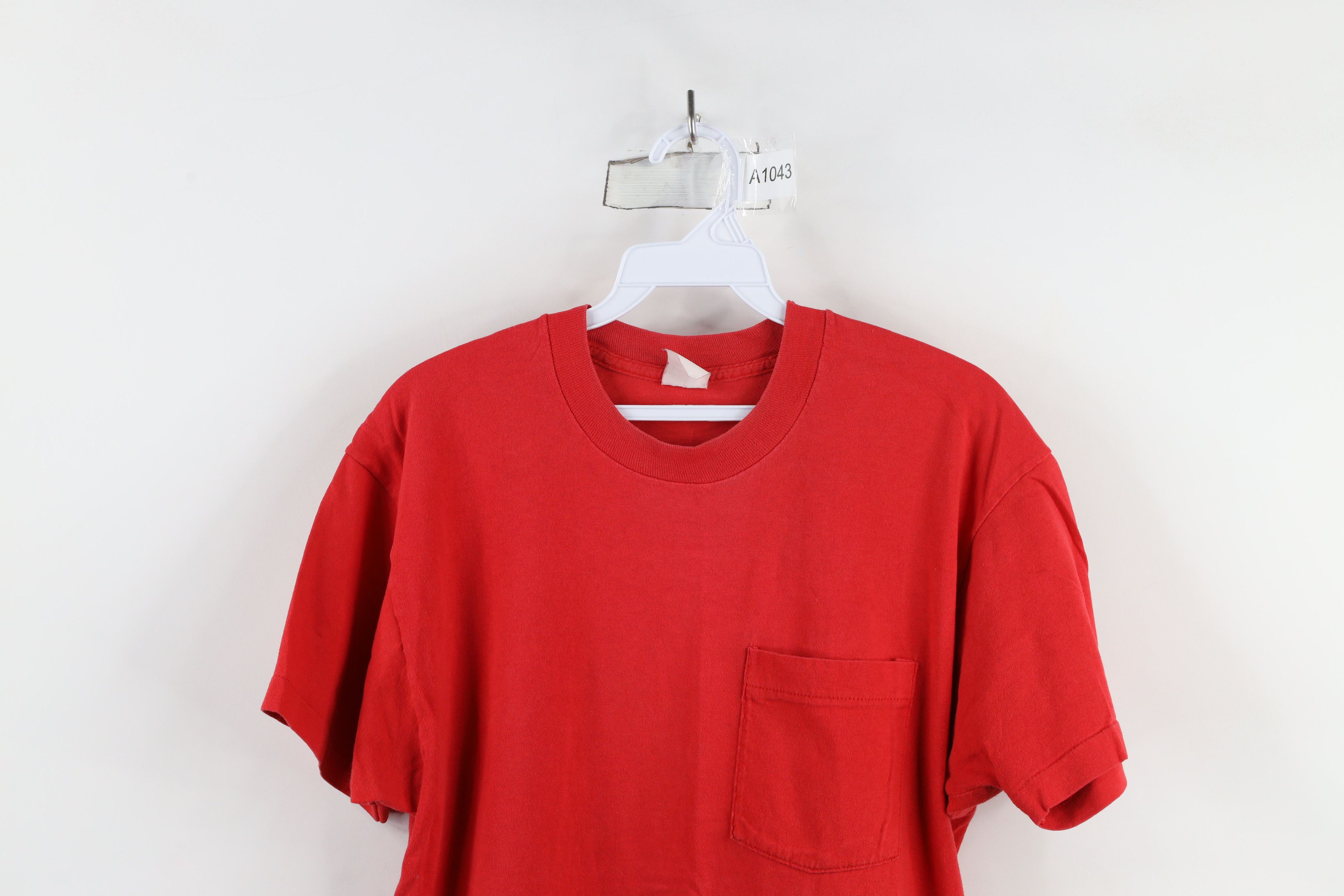 Vintage Vintage 90s Streetwear Blank Short Sleeve Pocket T-Shirt USA Size US M / EU 48-50 / 2 - 2 Thumbnail