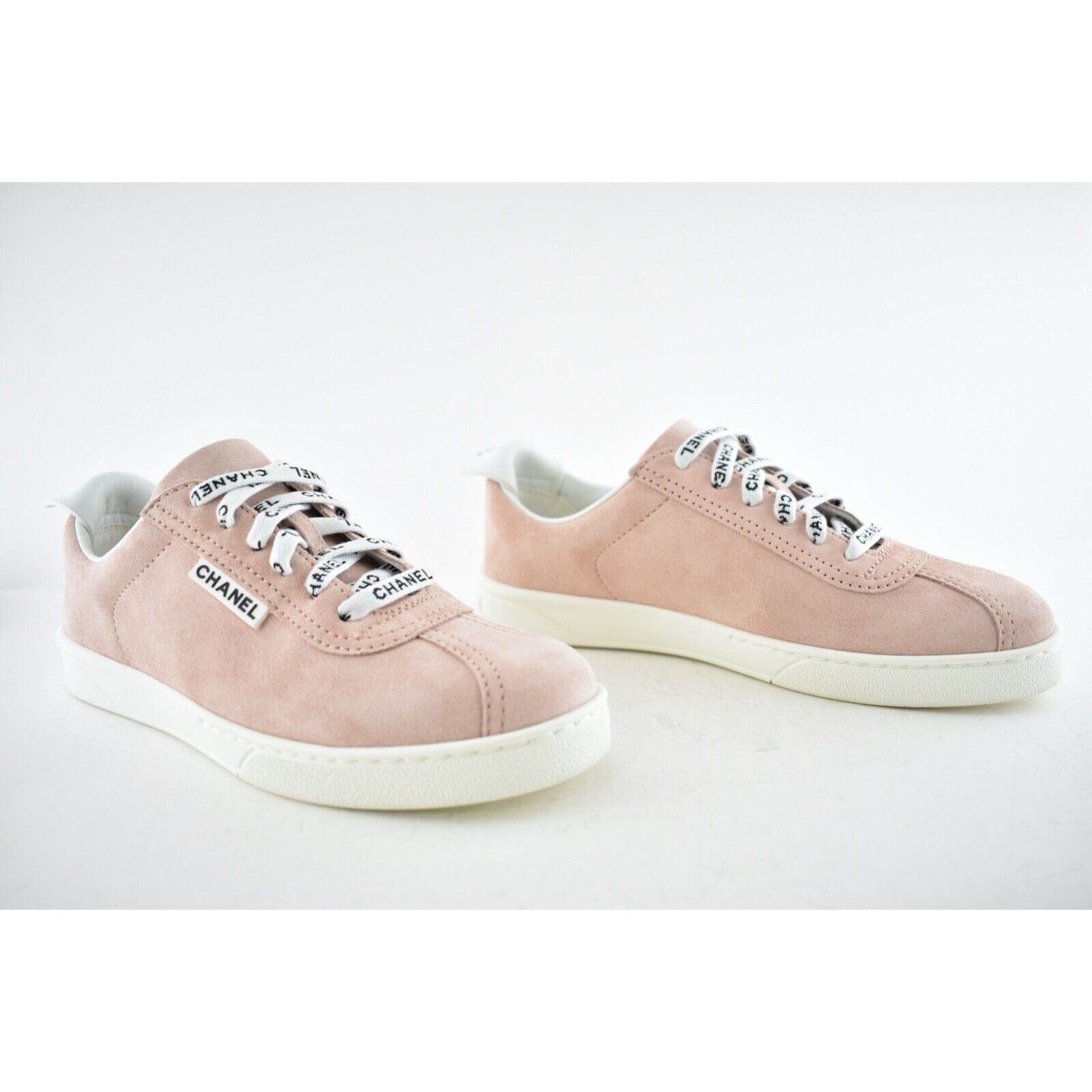 Chanel 20S Weekender CC Logo Laces Low Top Flat Runner Sneaker 42 Size US 12 / IT 42 - 3 Thumbnail