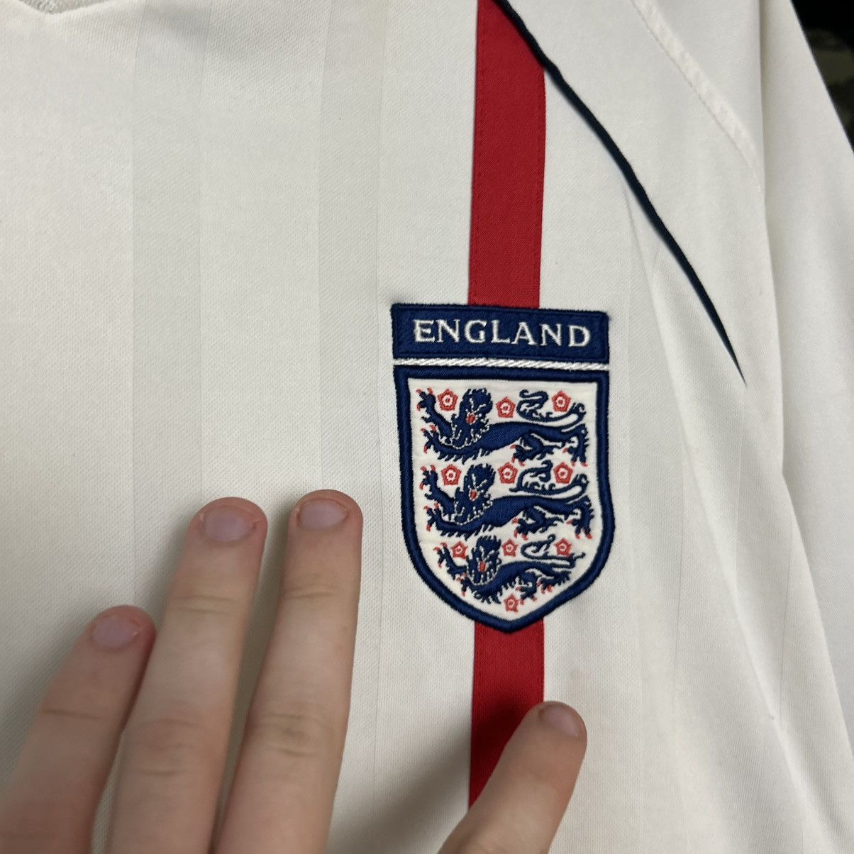 Umbro Vintage Umbro England 2001 Home Soccer jersey size XL Size US XL / EU 56 / 4 - 4 Thumbnail