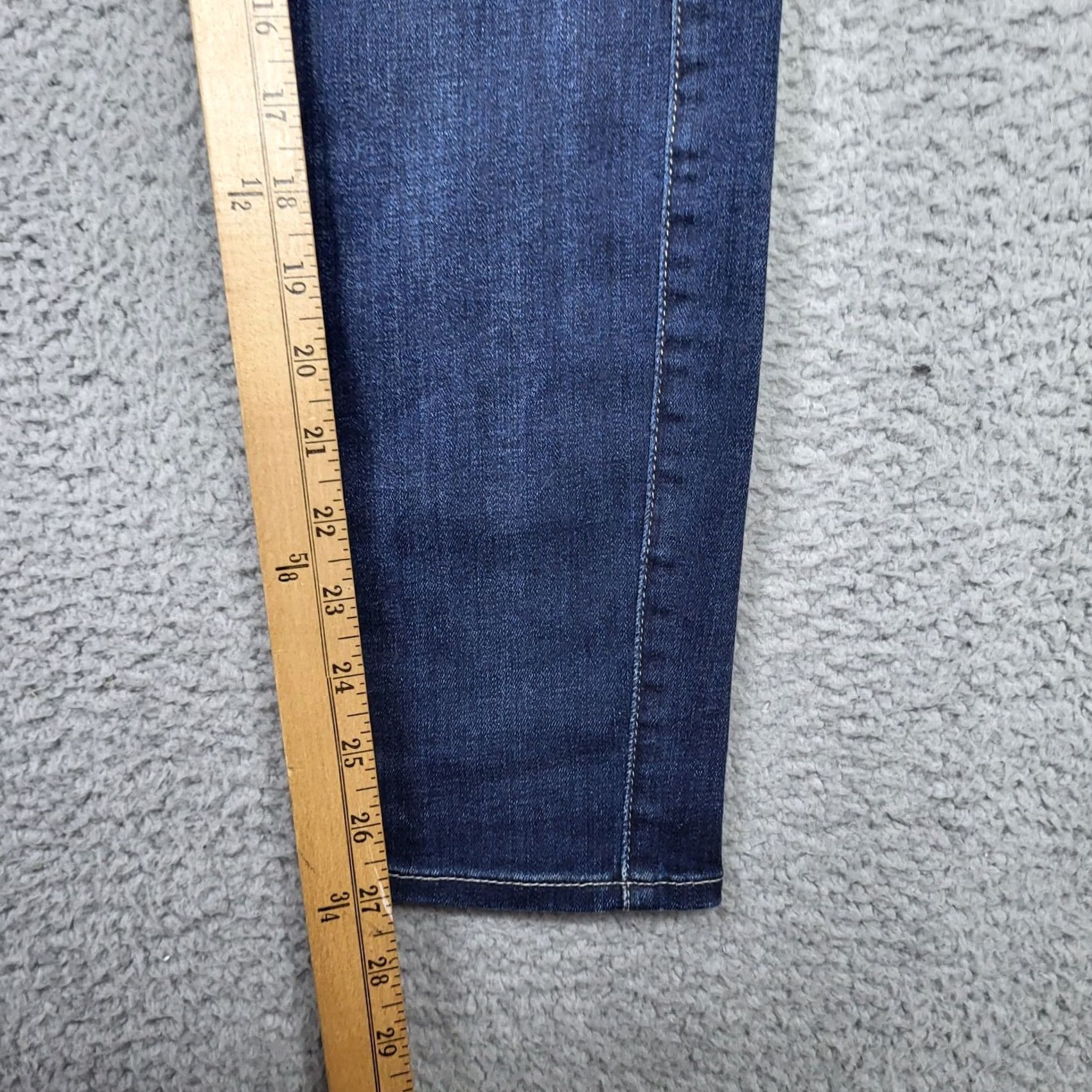 7 For All Mankind 7 For all mankind Gwenevere Jeans Skinny Blue Size 27 Women Regular Denim 5-Pocket Mid Rise Casual Jeans Womens Size 27" / US 4 / IT 40 - 8 Thumbnail