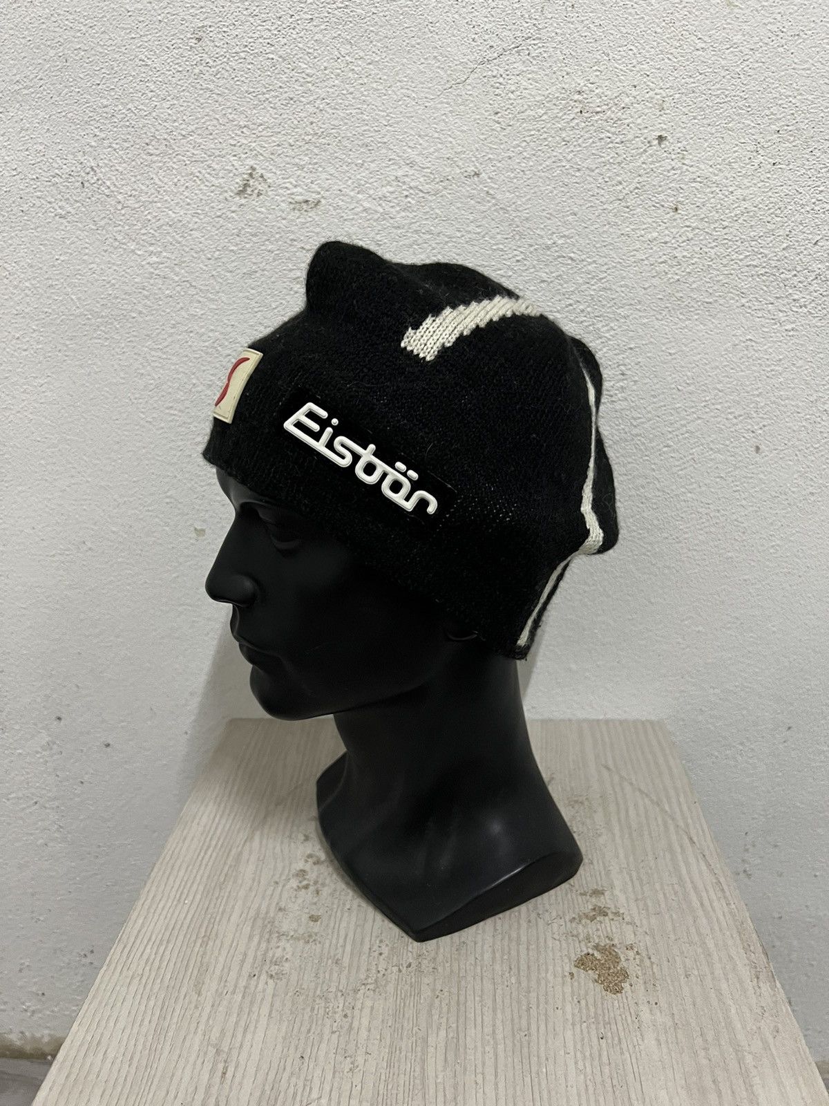 Vintage Vintage eistoor Spell Out Beanie Hat Size ONE SIZE - 3 Thumbnail