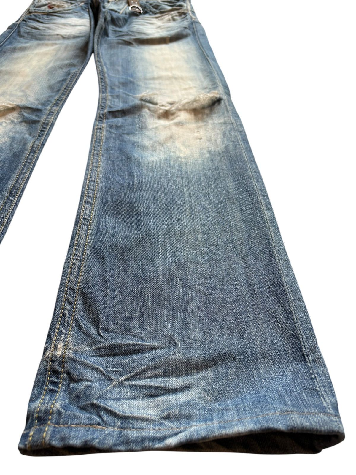 Japanese Brand Vintage Japanese Brand Bleached Acid Wash Ripped Baggy Jeans Size US 31 - 7 Thumbnail