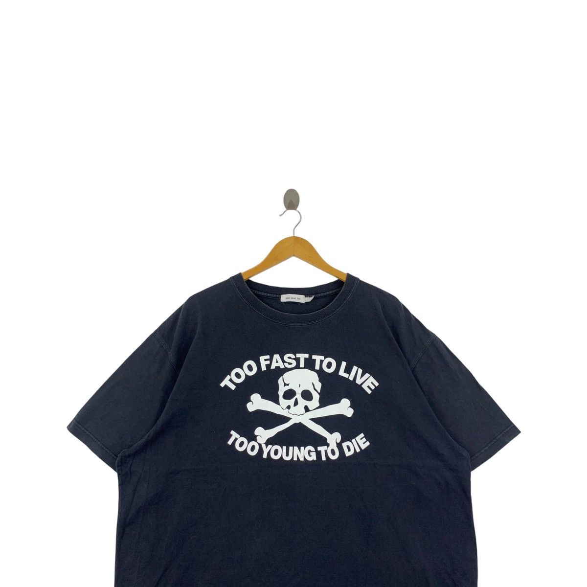 Vintage Vintage SLOW HAND JAM Too Fast To Live Young To Die Size 4XL / US 24-26 - 2 Thumbnail