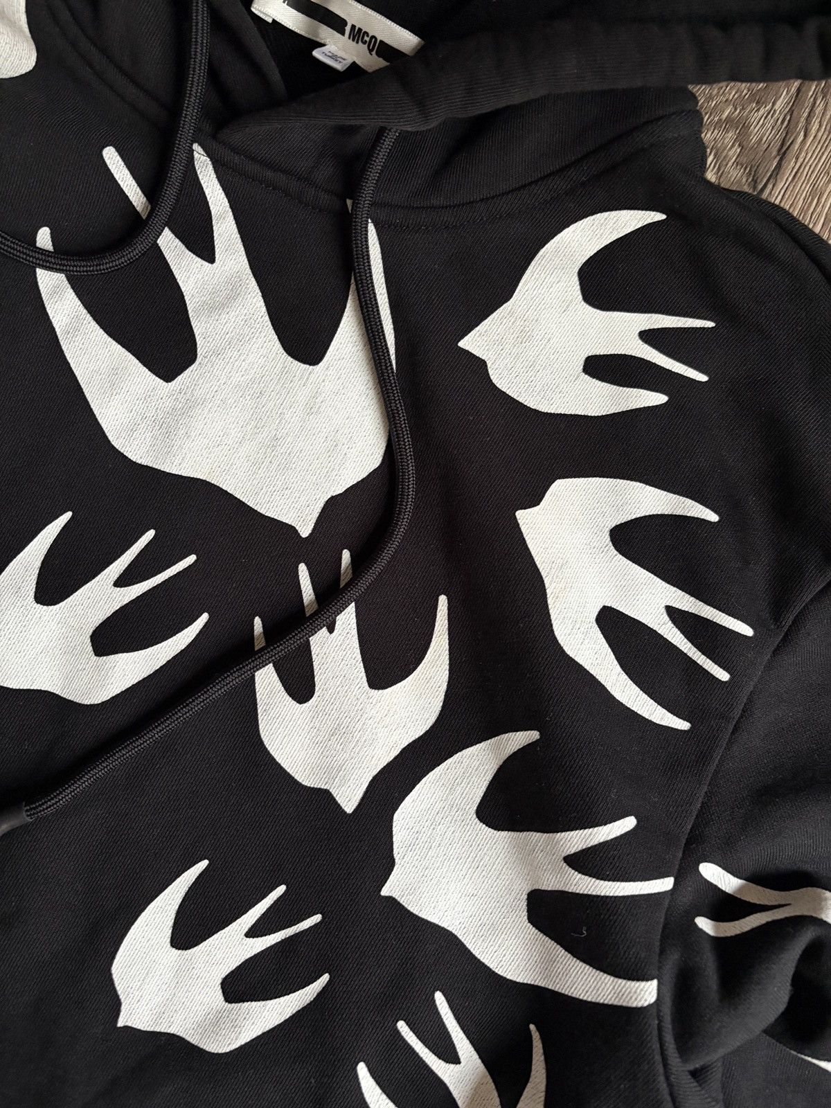 Alexander McQueen Alexander McQueen Swallow Multi Logo Black Designer Hoodie Size US L / EU 52-54 / 3 - 7 Thumbnail
